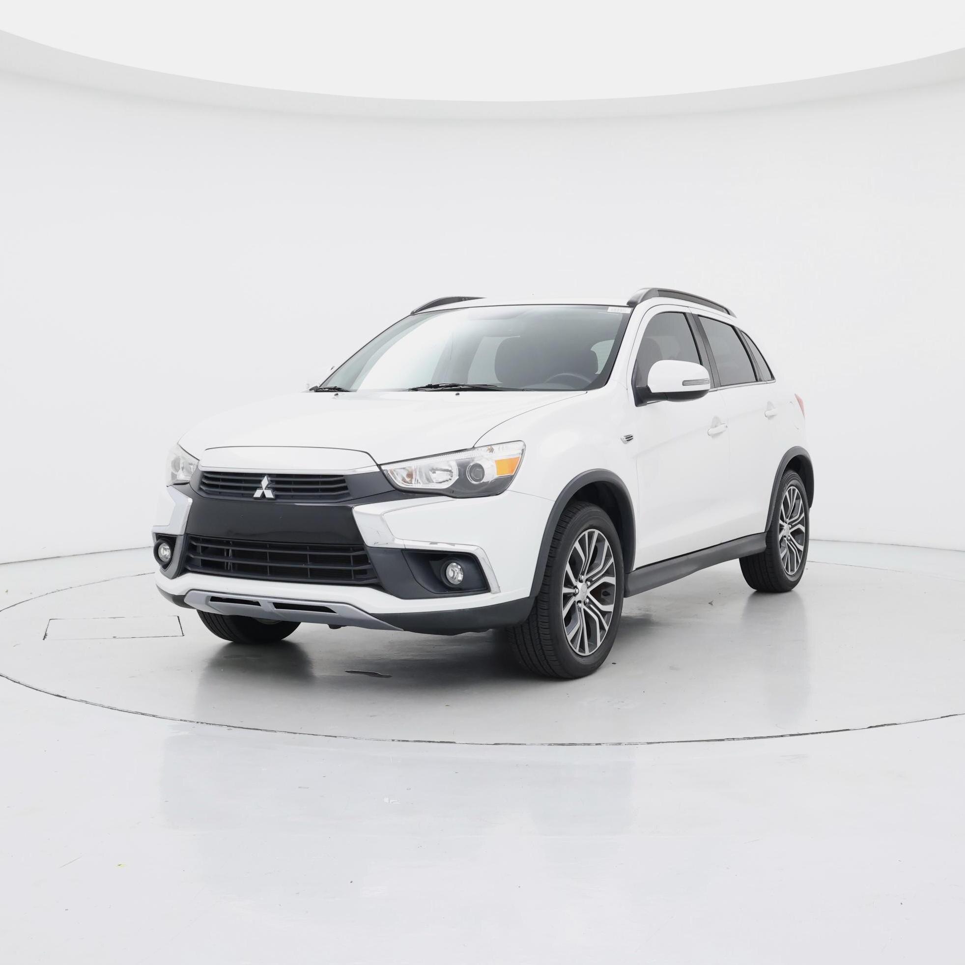 Thumbnail: 2017 Mitsubishi Outlander Sport - 4