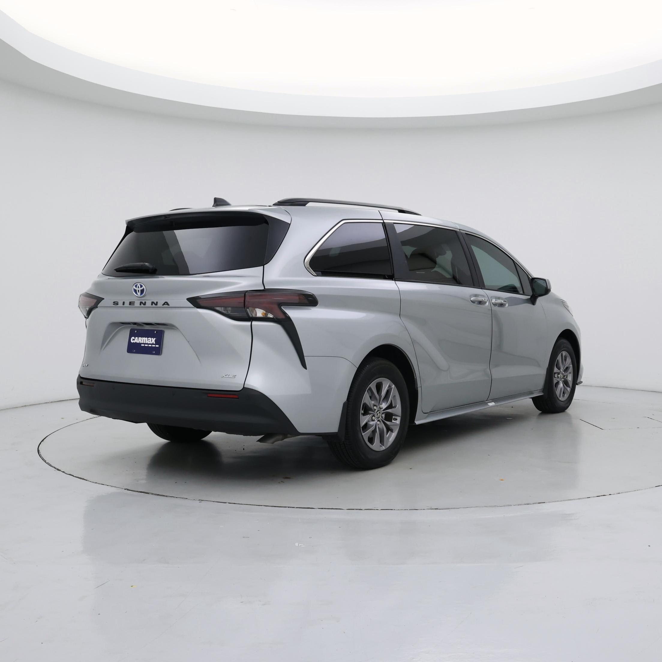 Thumbnail: 2025 Toyota Sienna - 8