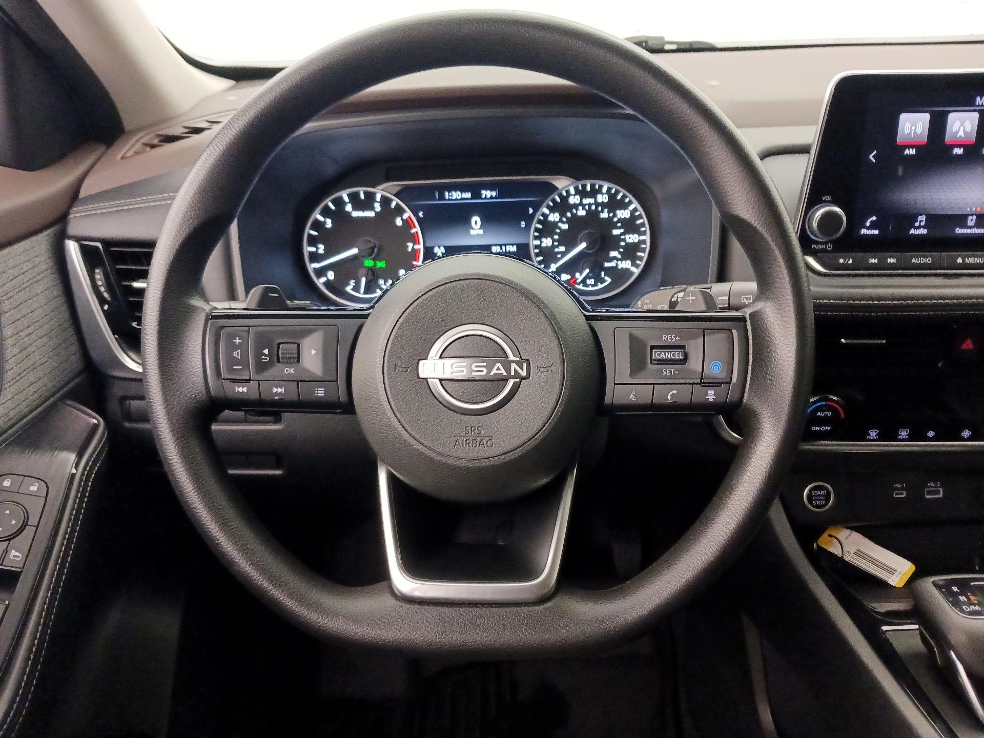 Thumbnail: 2022 Nissan Rogue - 10