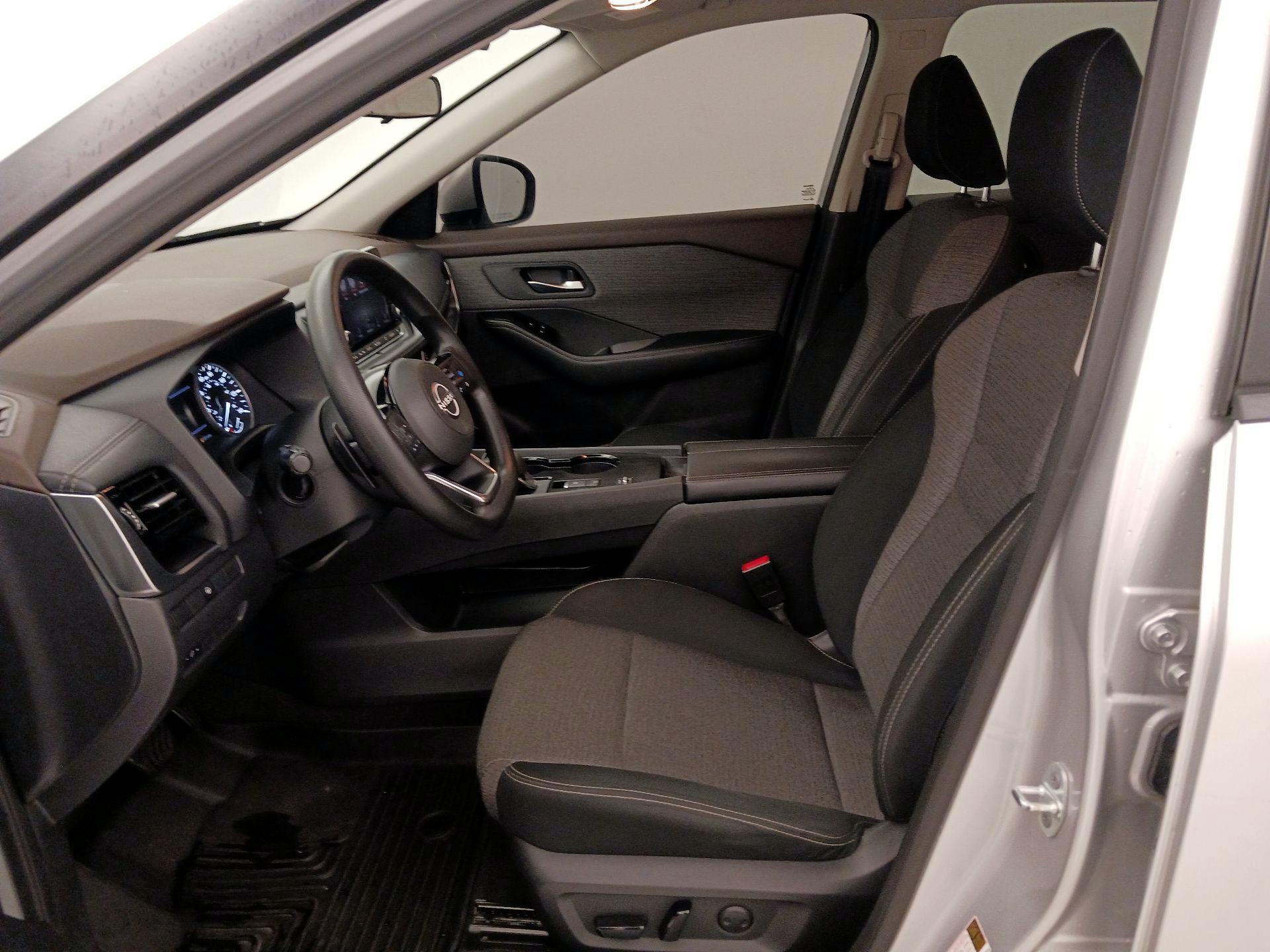 Thumbnail: 2022 Nissan Rogue - 11
