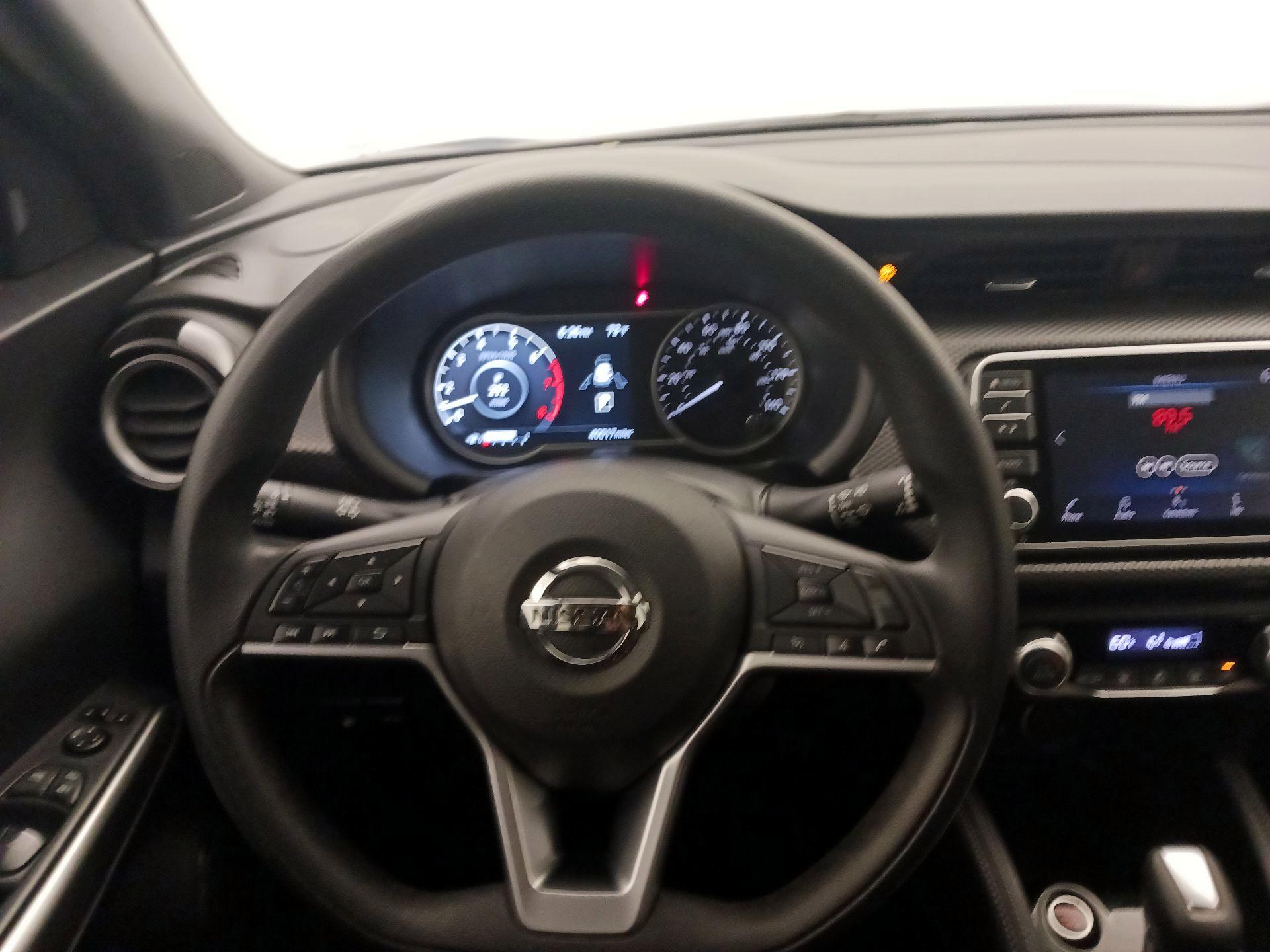 Thumbnail: 2019 Nissan Kicks - 10