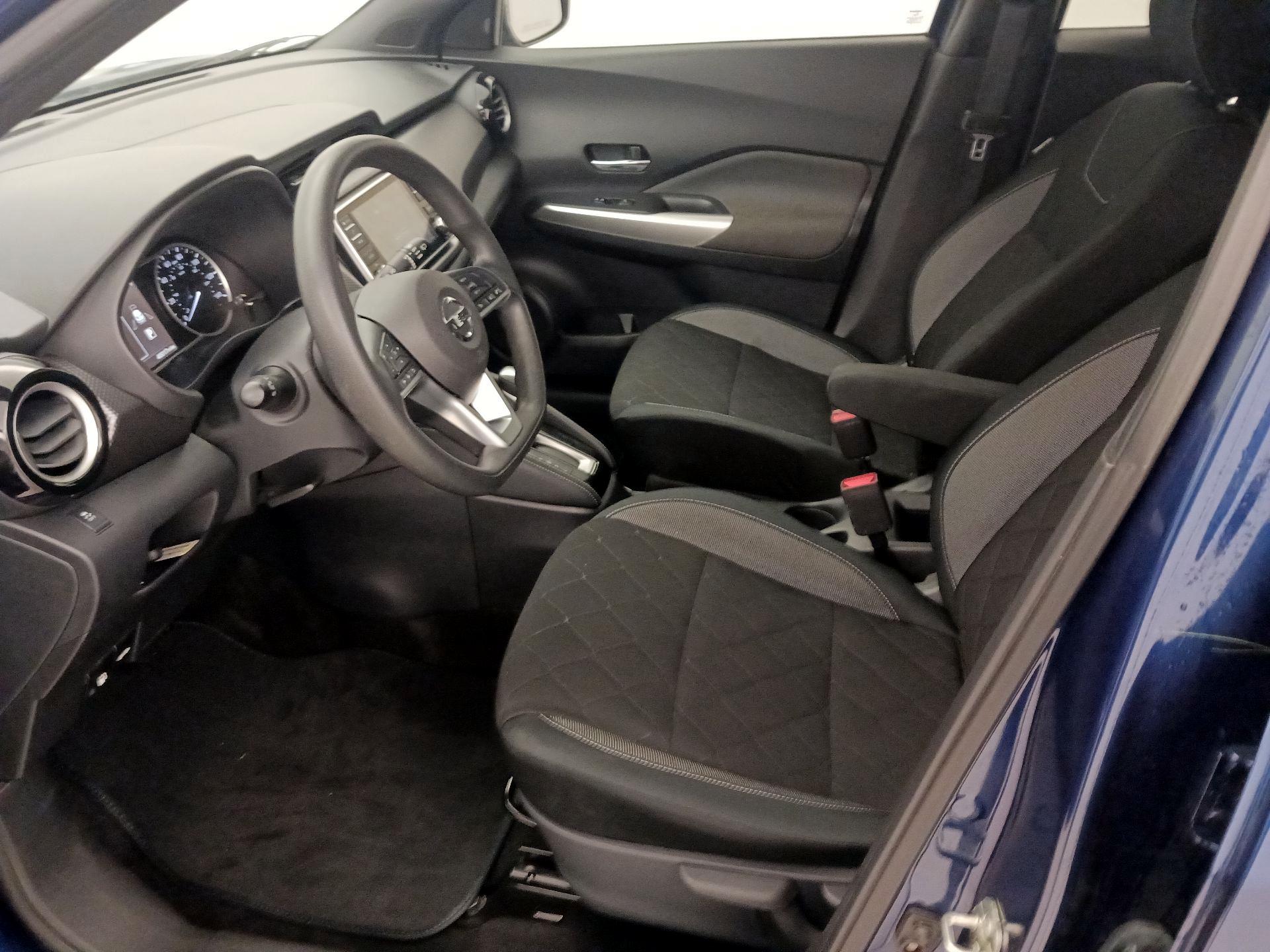 Thumbnail: 2019 Nissan Kicks - 11