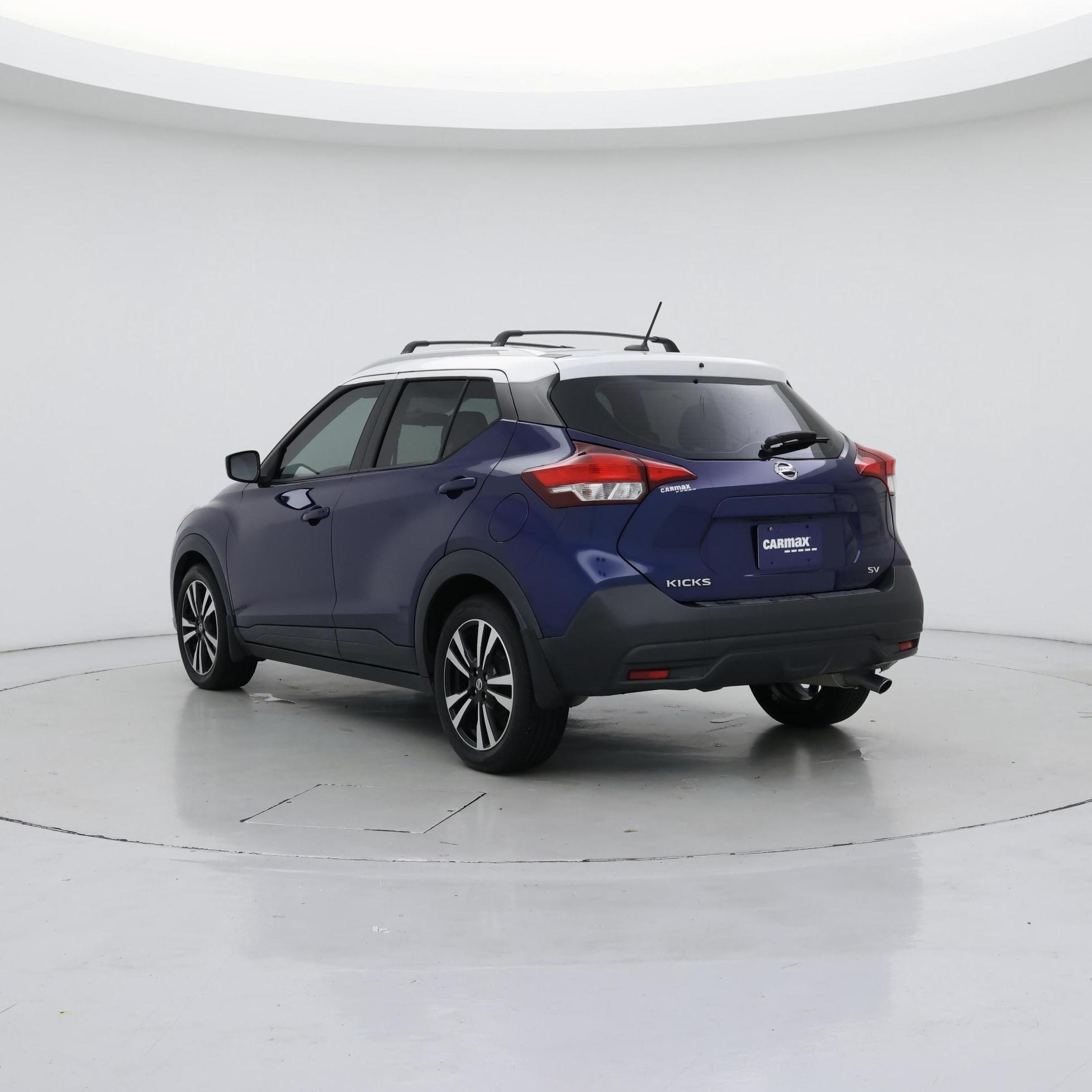 Thumbnail: 2019 Nissan Kicks - 2