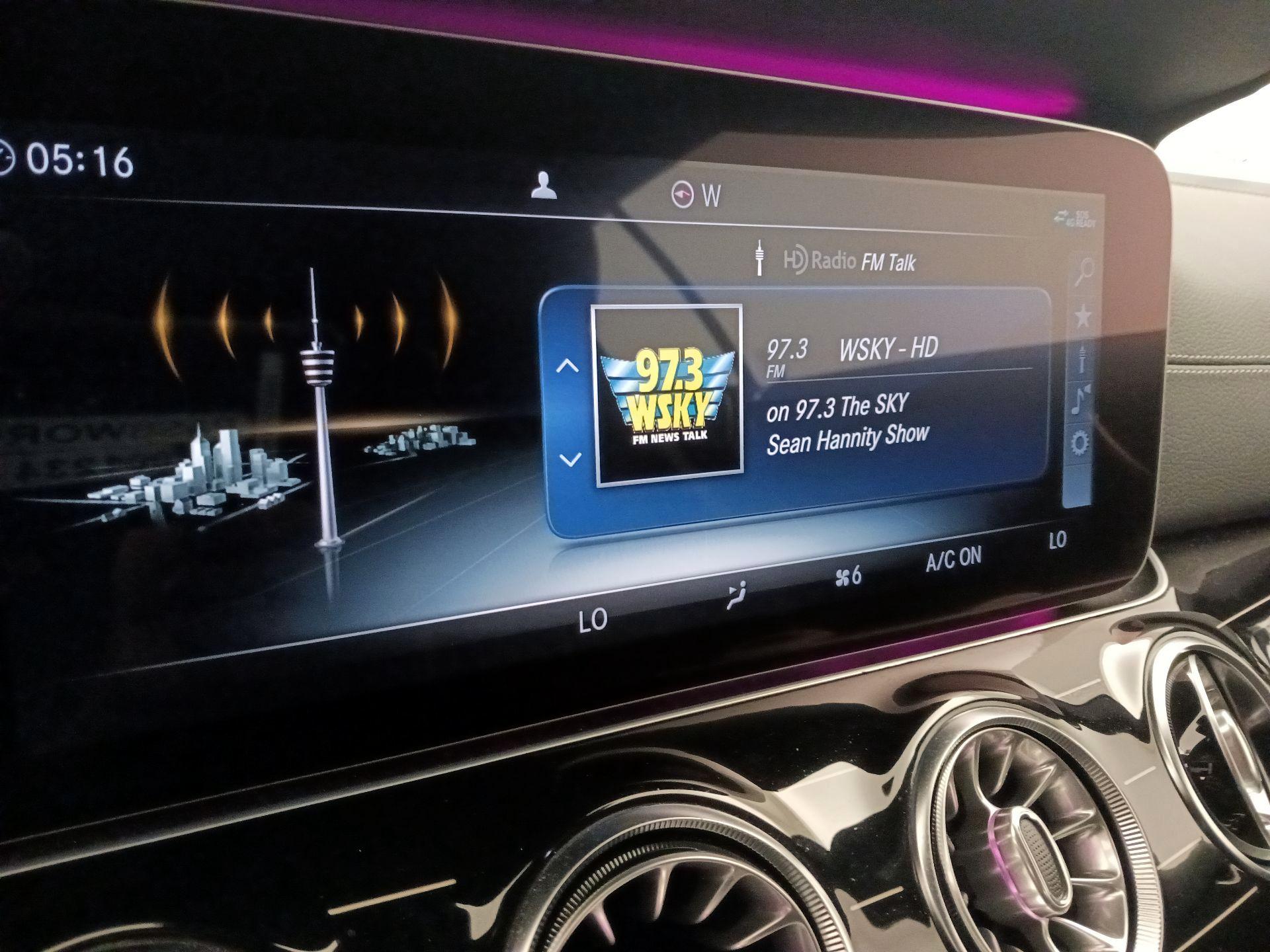 Thumbnail: 2019 Mercedes-Benz E-Class - 16