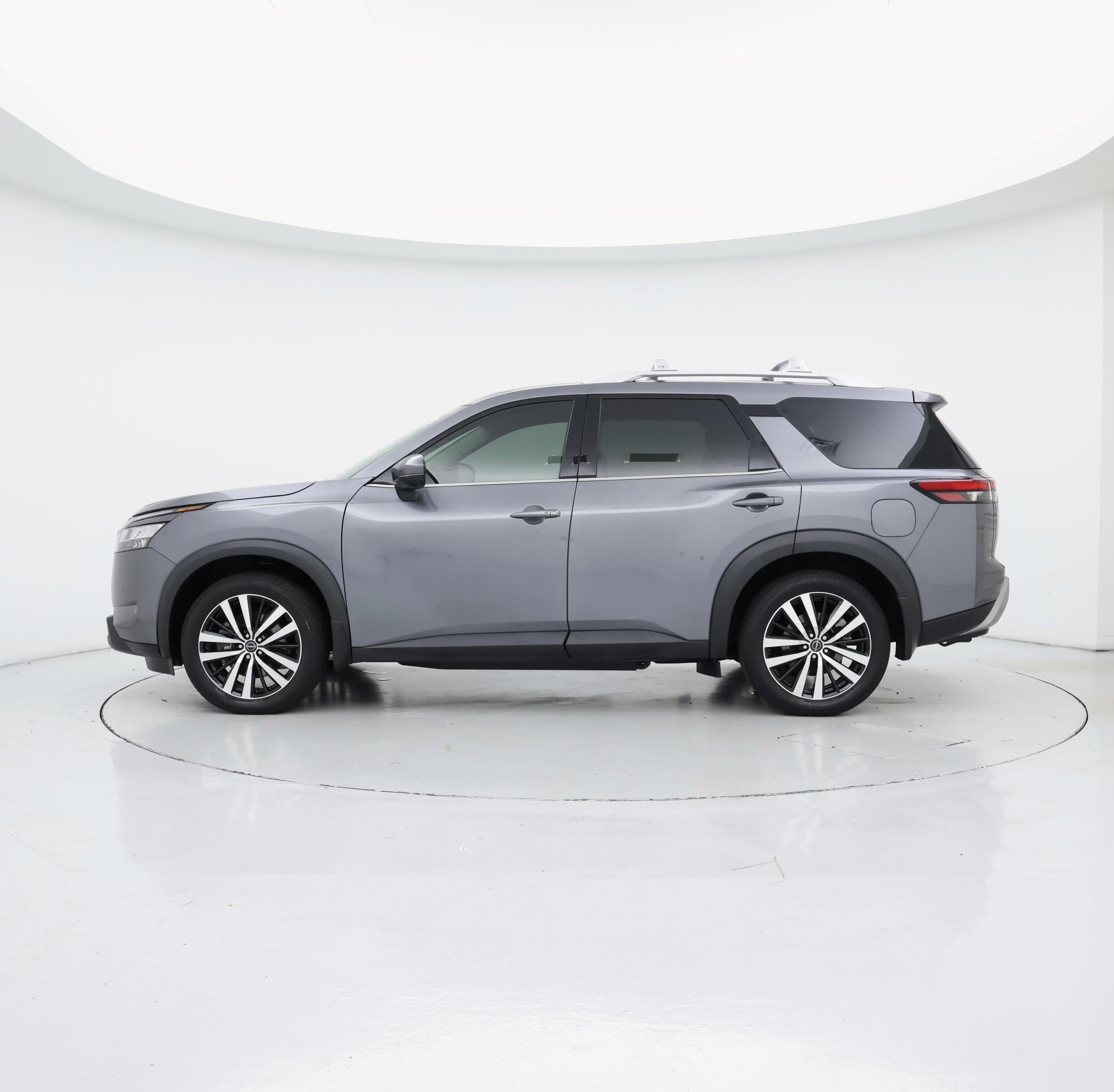 Thumbnail: 2024 Nissan Pathfinder - 3