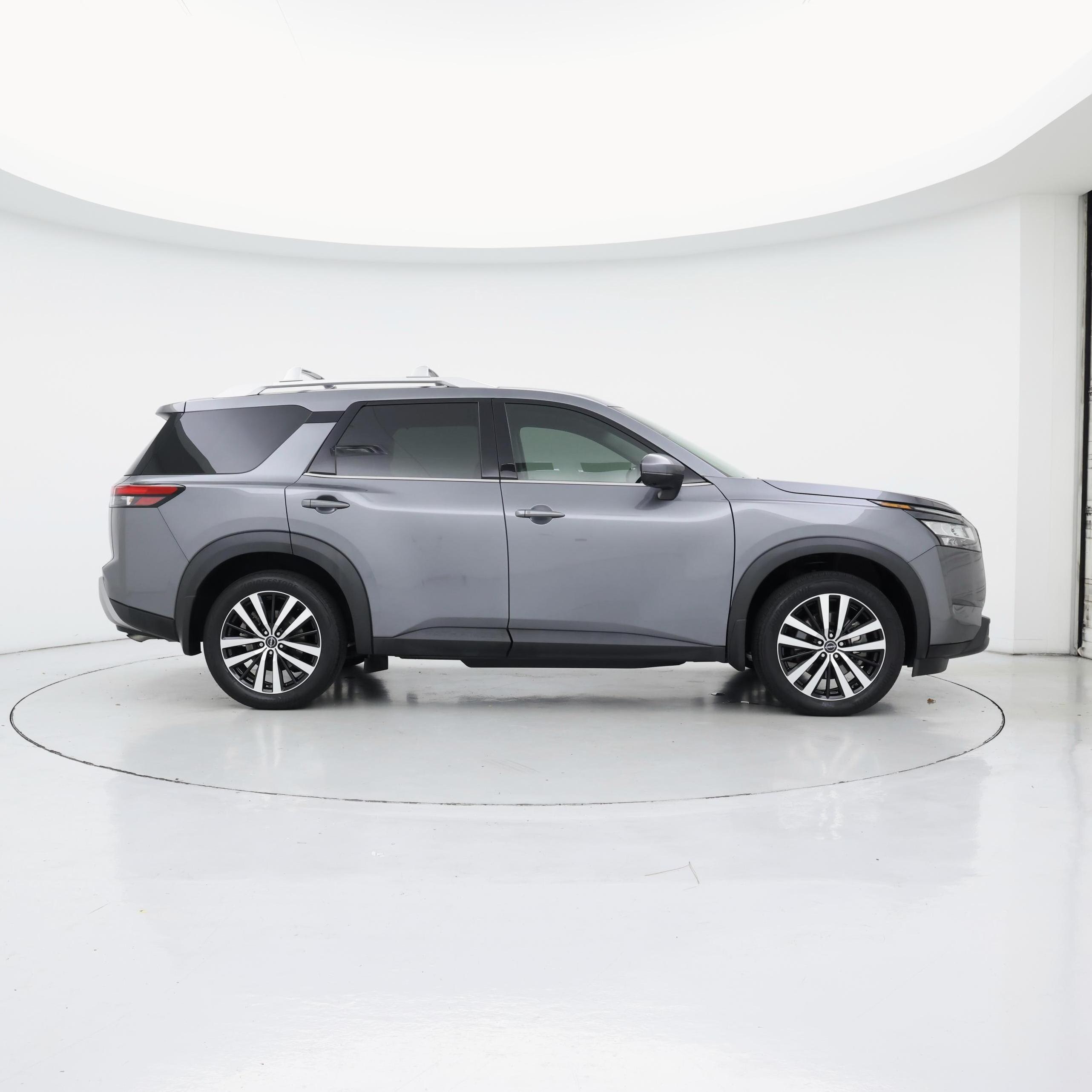 Thumbnail: 2024 Nissan Pathfinder - 7
