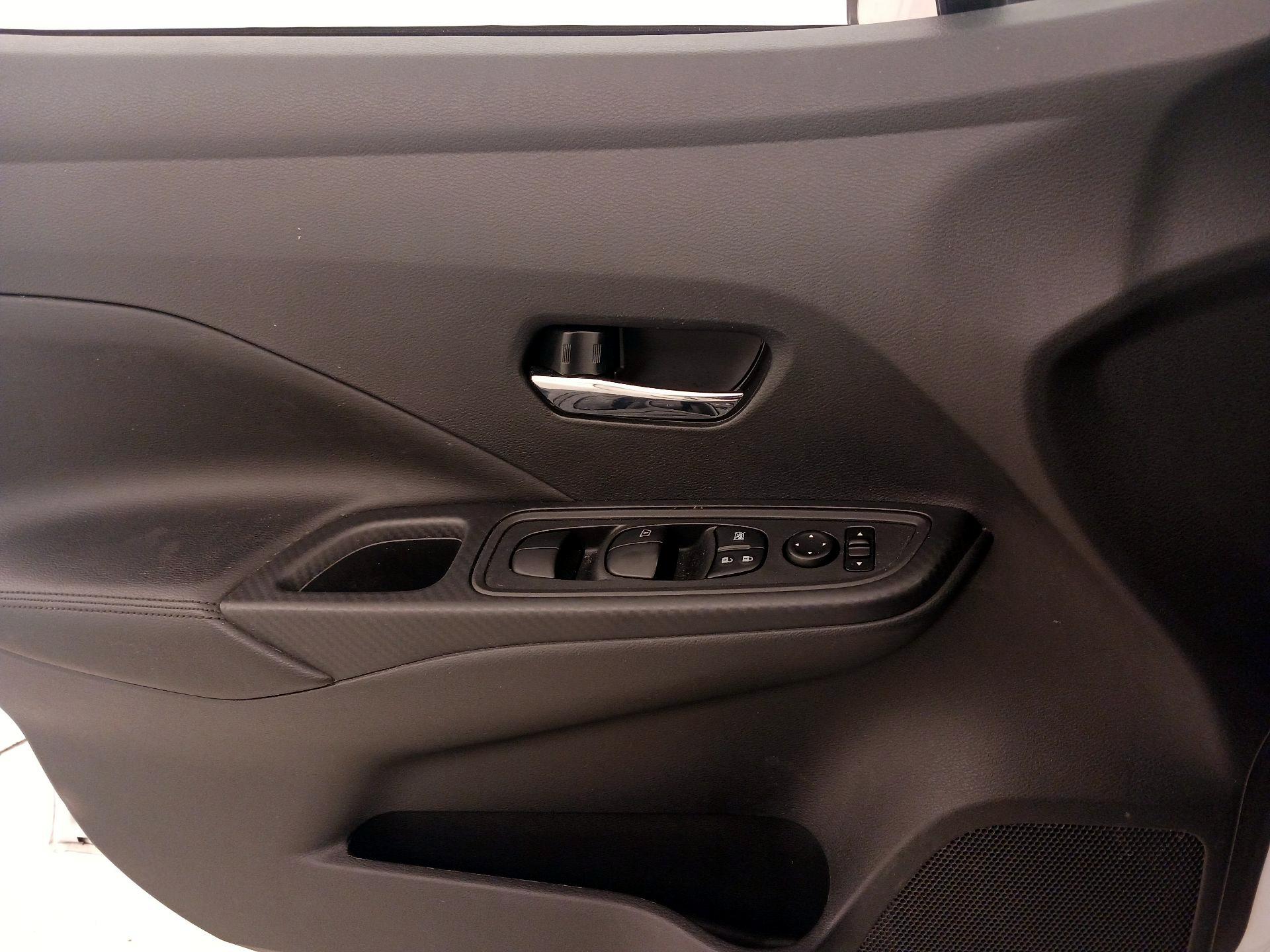 Thumbnail: 2020 Nissan Versa - 12