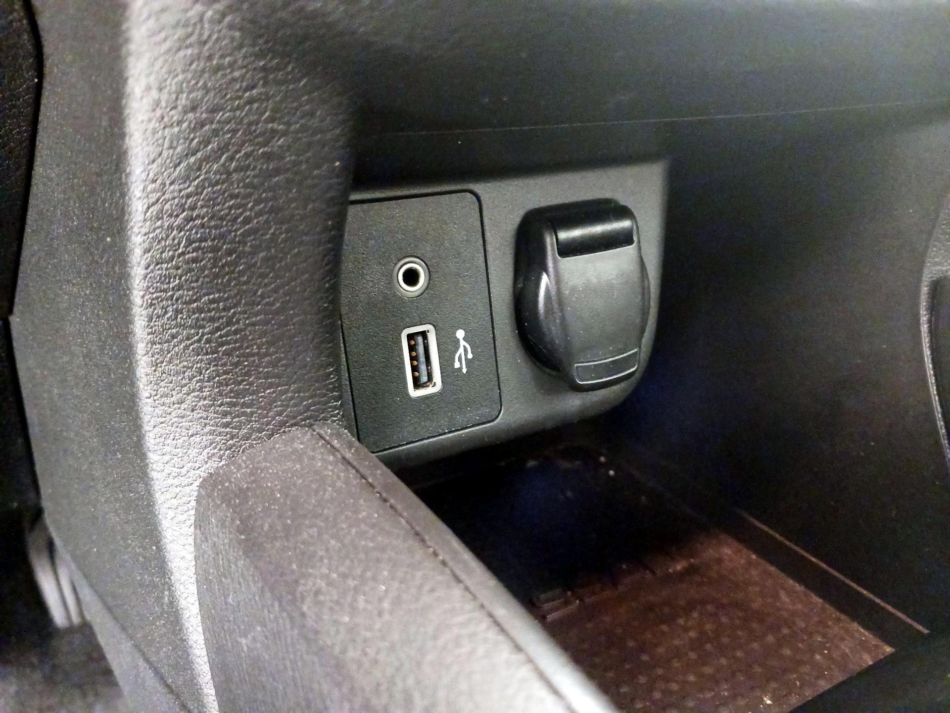 Thumbnail: 2020 Nissan Versa - 18