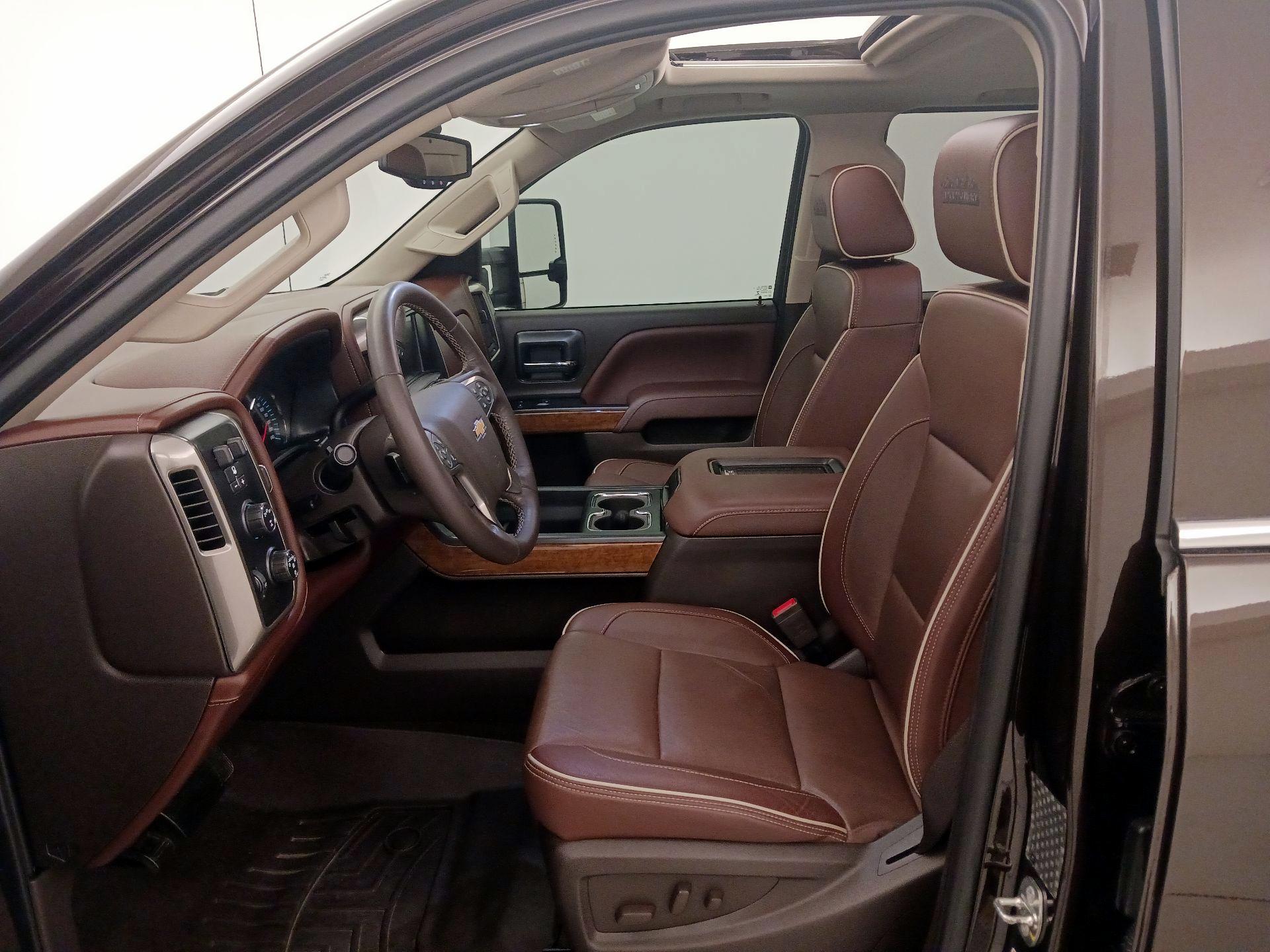 Thumbnail: 2018 Chevrolet Silverado 3500 - 11
