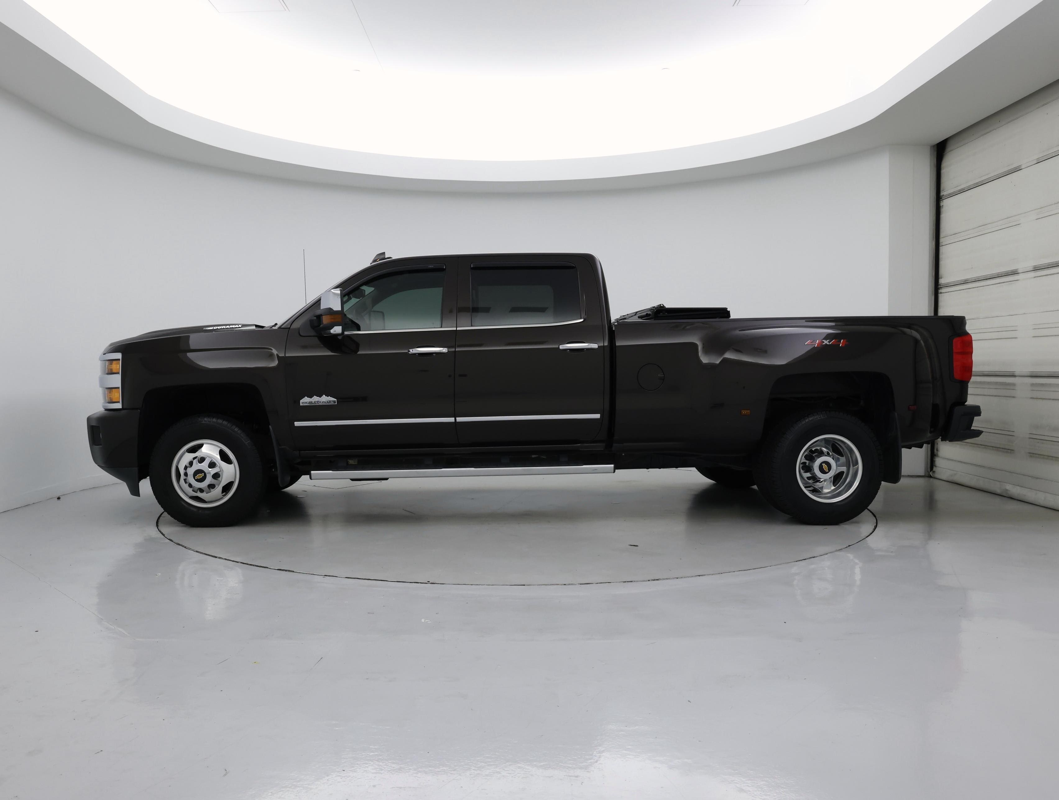 Thumbnail: 2018 Chevrolet Silverado 3500 - 3