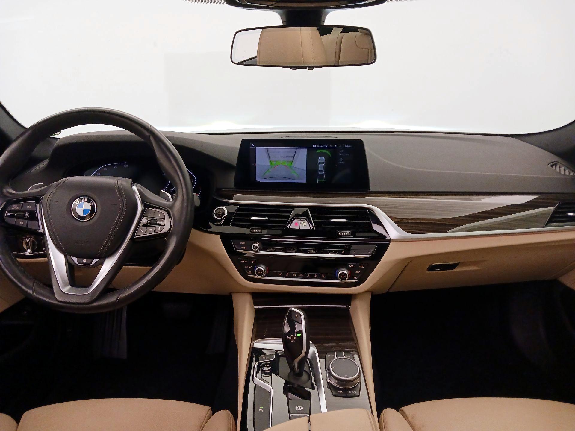 Thumbnail: 2020 BMW 5 Series - 9