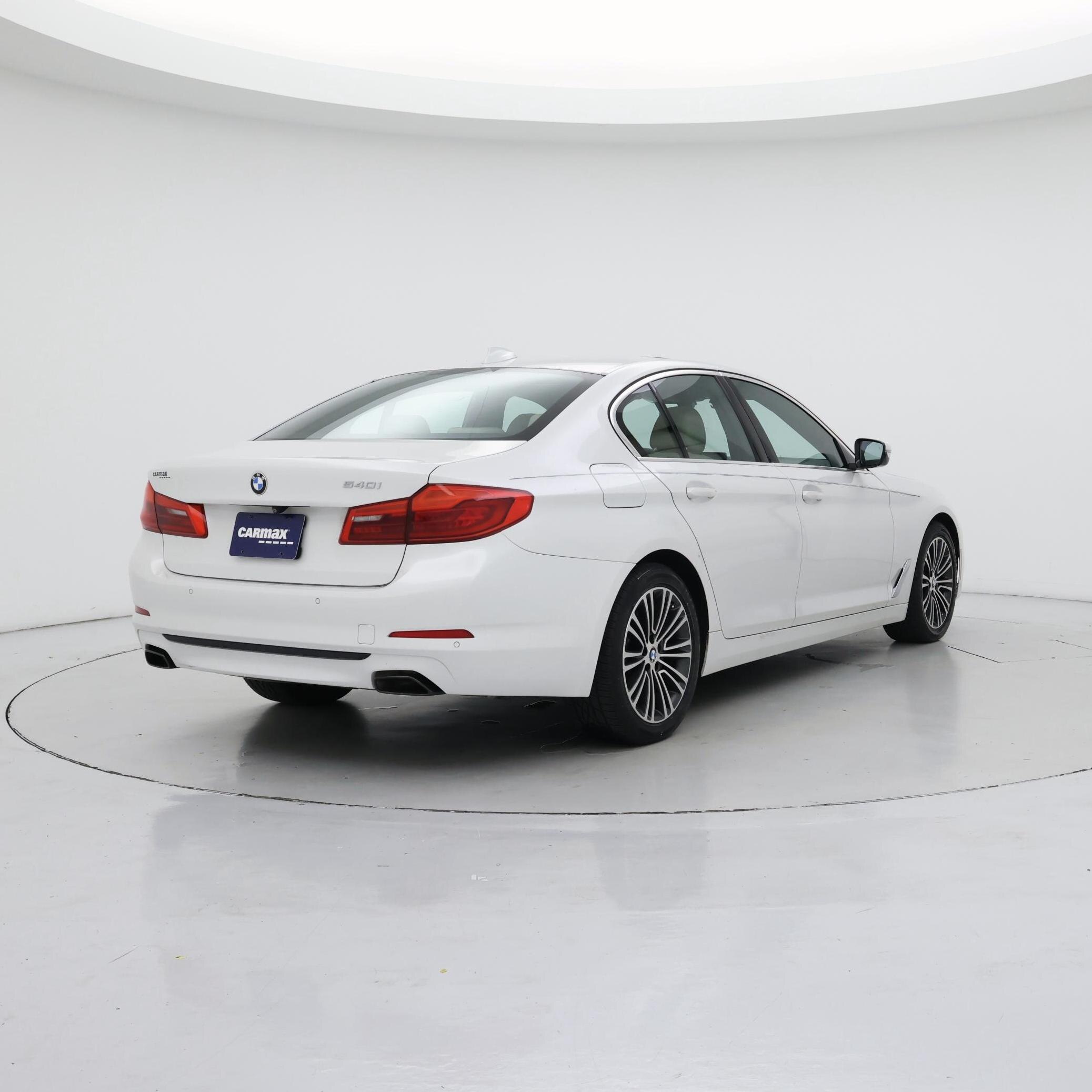 Thumbnail: 2020 BMW 5 Series - 8