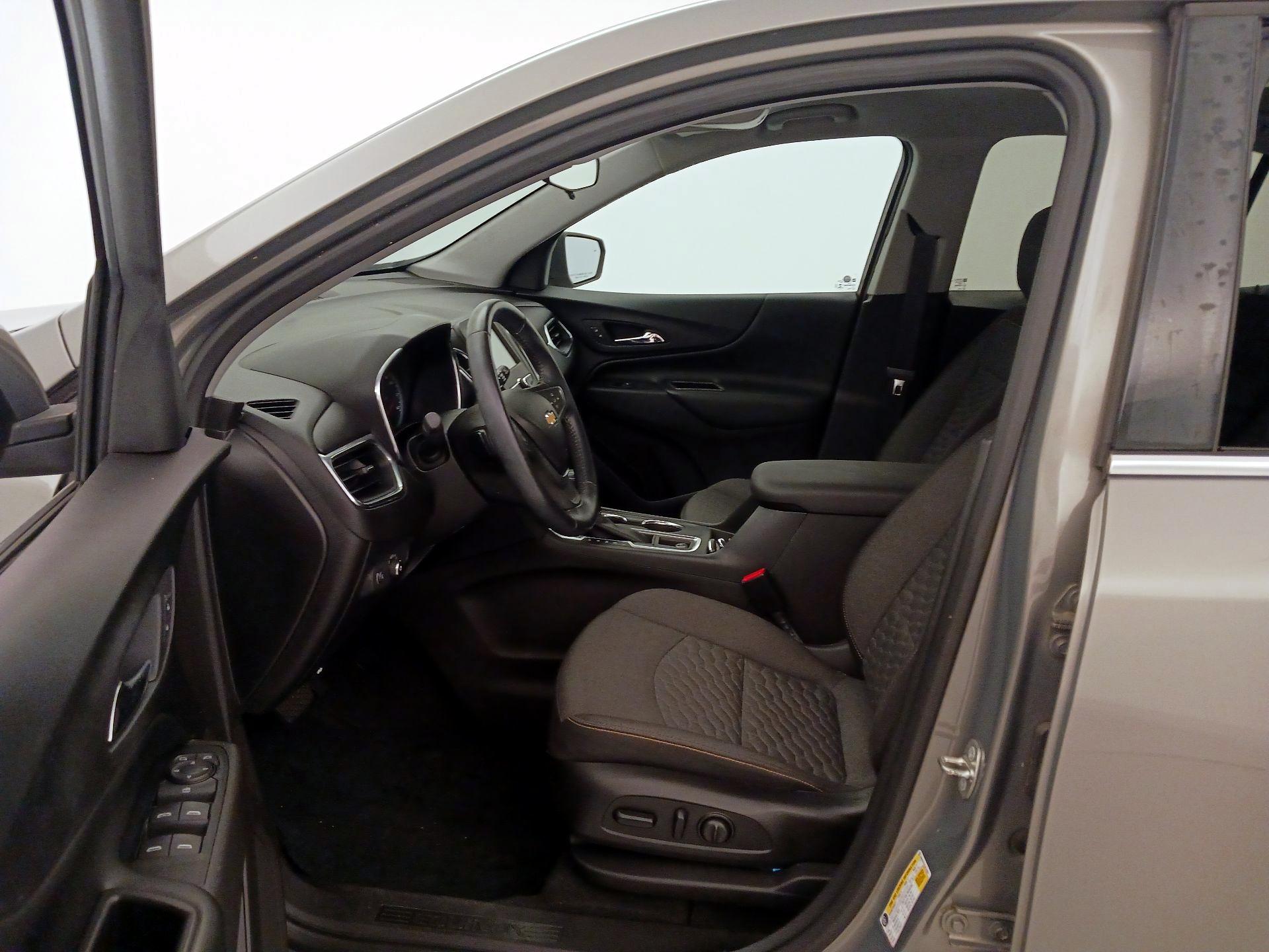 Thumbnail: 2018 Chevrolet Equinox - 11
