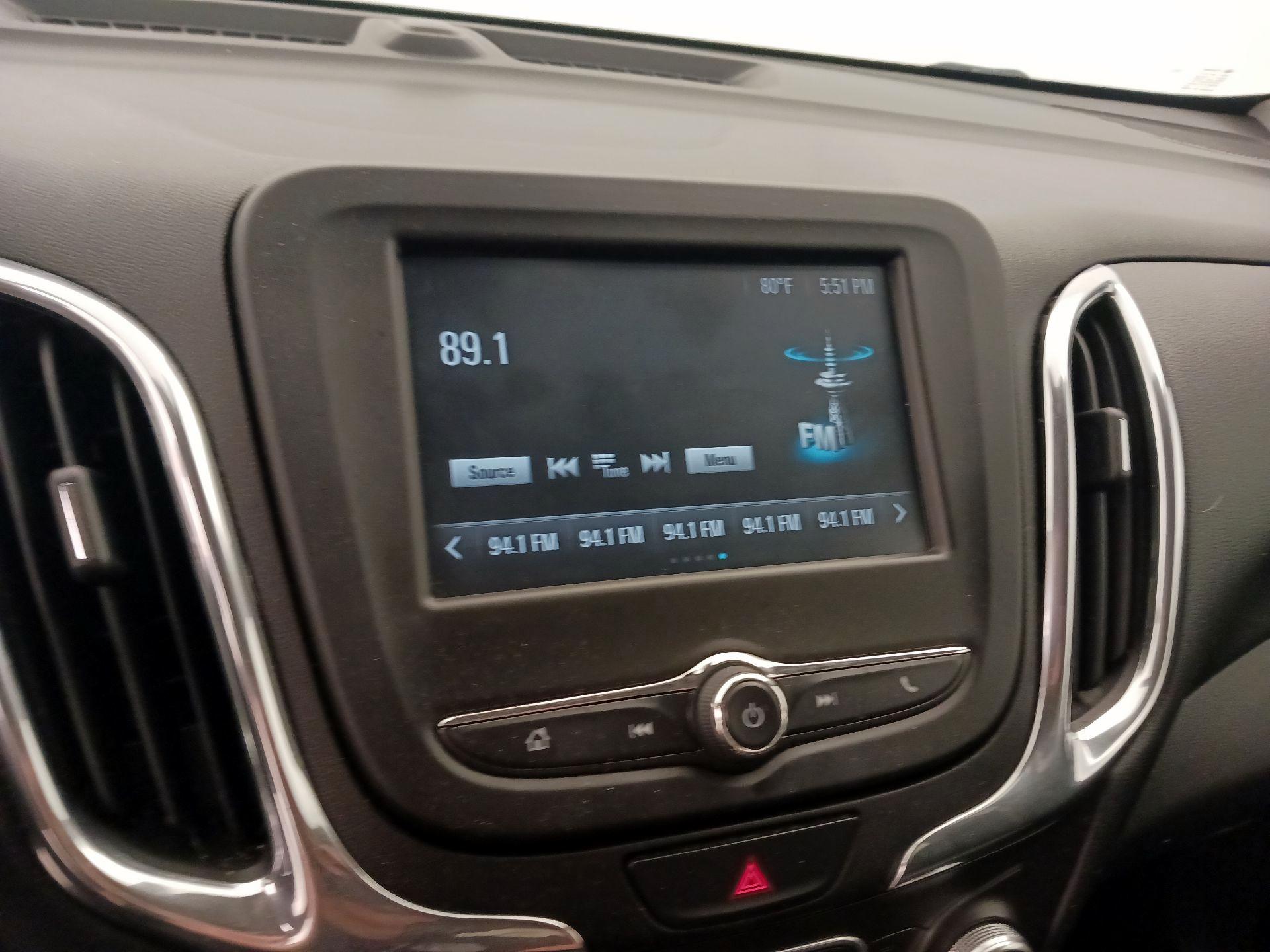 Thumbnail: 2018 Chevrolet Equinox - 15