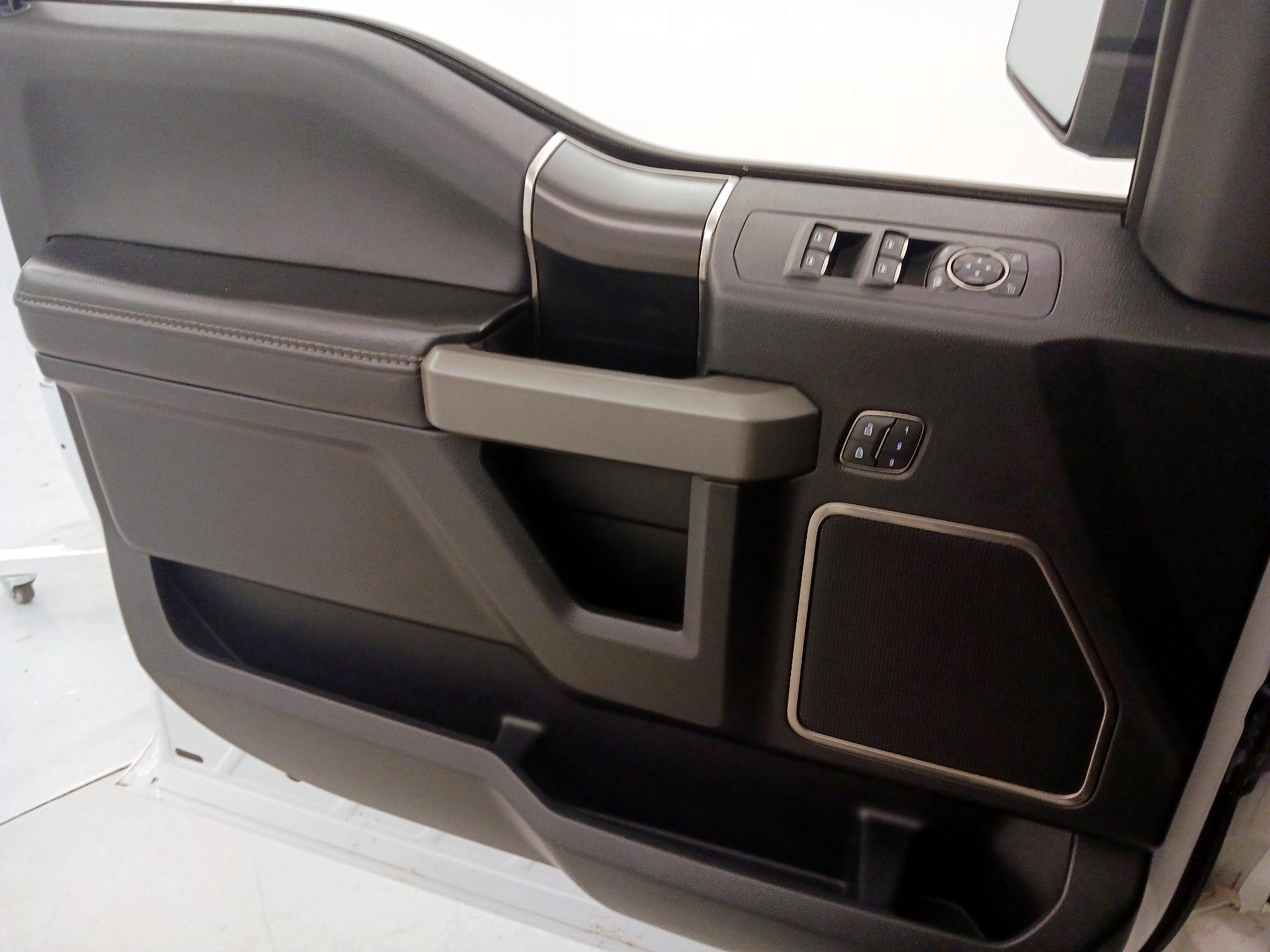 Thumbnail: 2019 Ford F-150 - 12