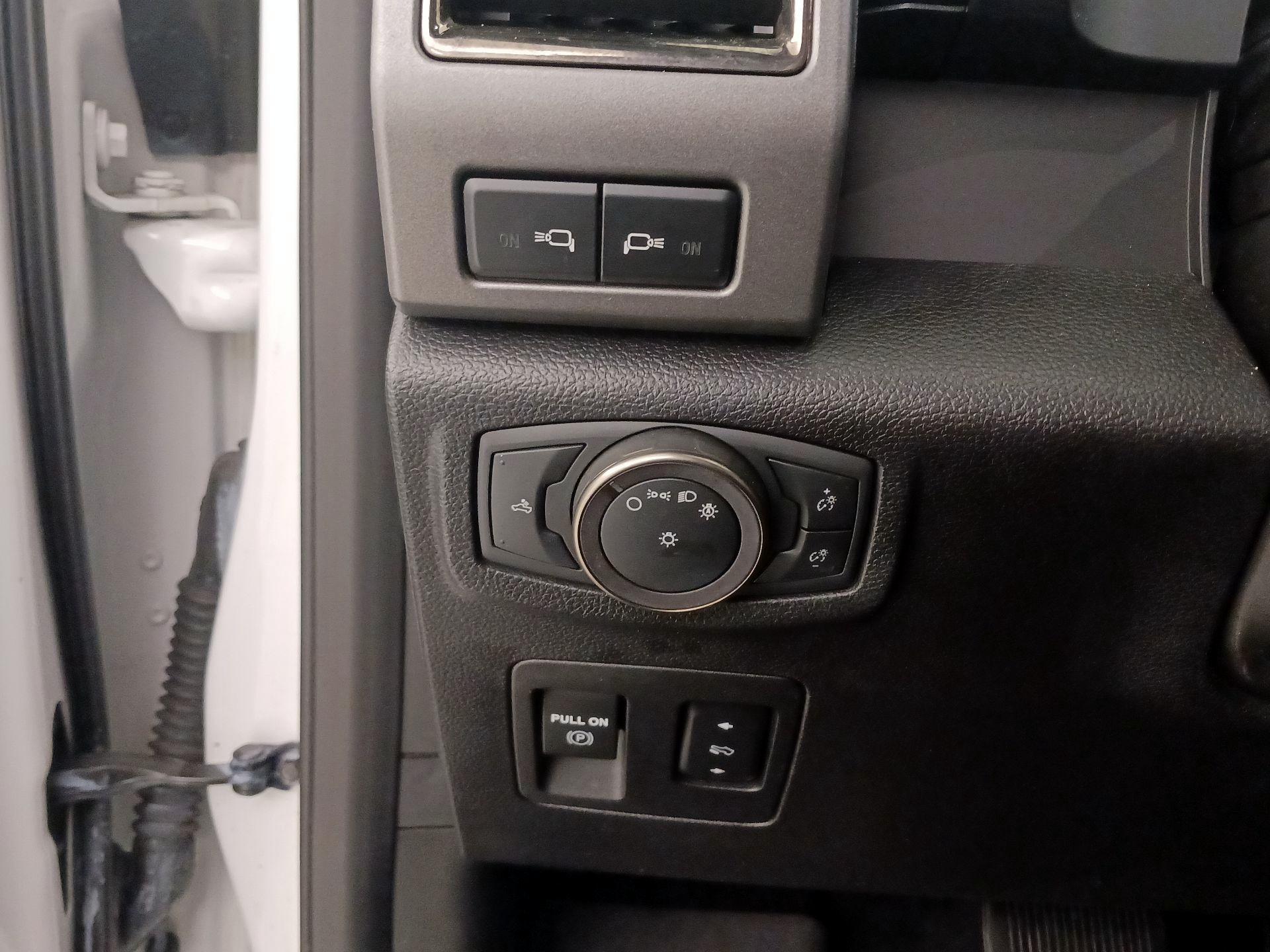 Thumbnail: 2019 Ford F-150 - 13
