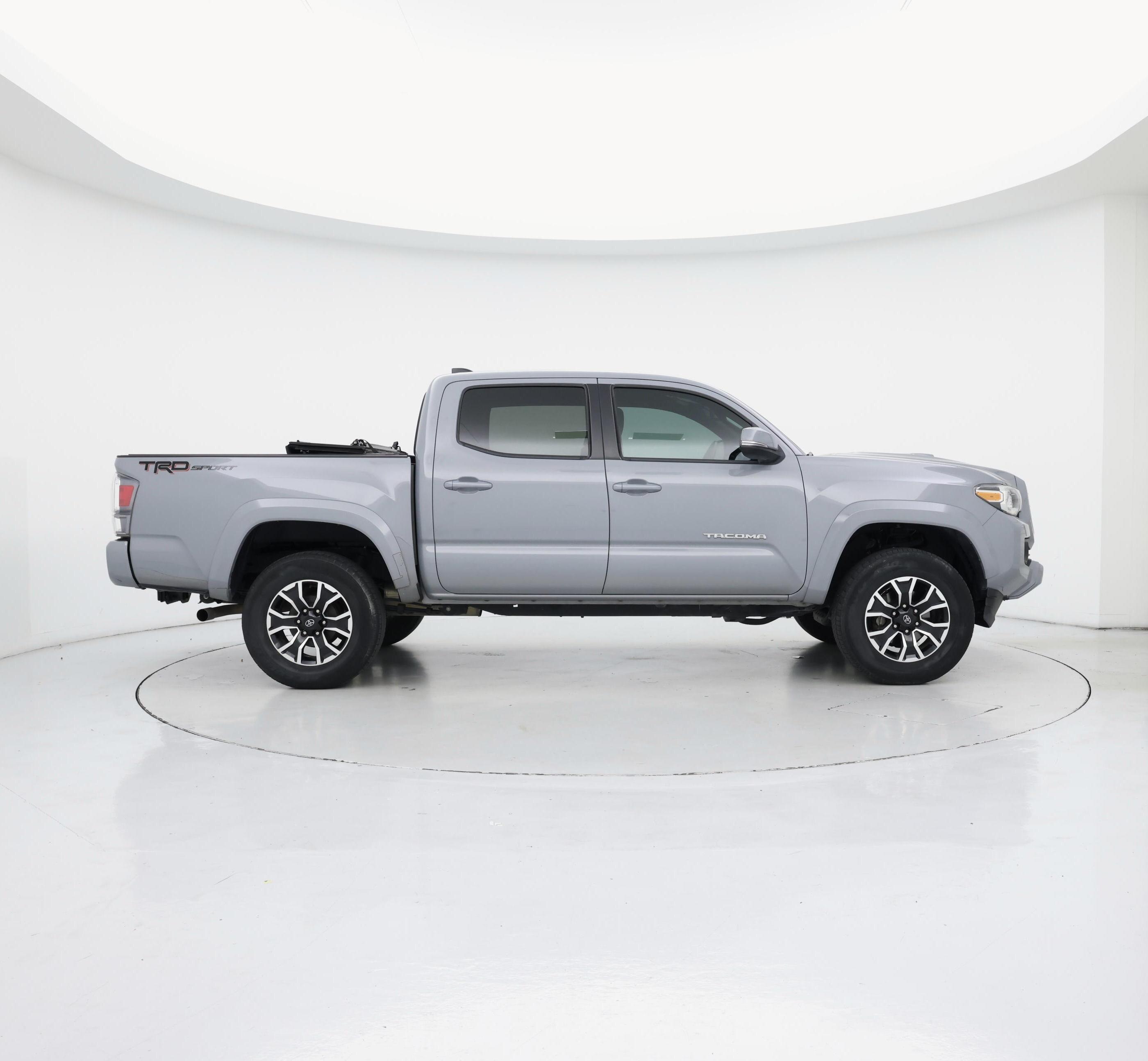Thumbnail: 2021 Toyota Tacoma - 7