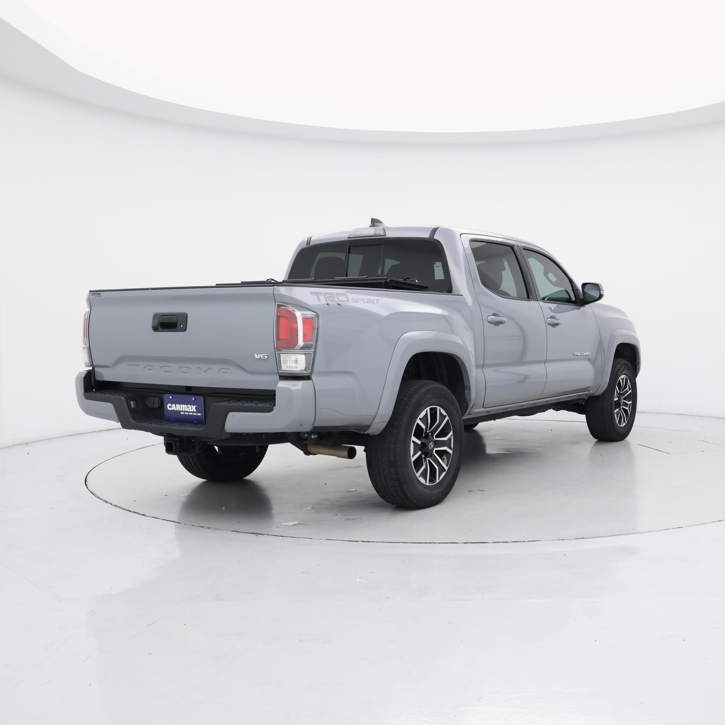 Thumbnail: 2021 Toyota Tacoma - 8
