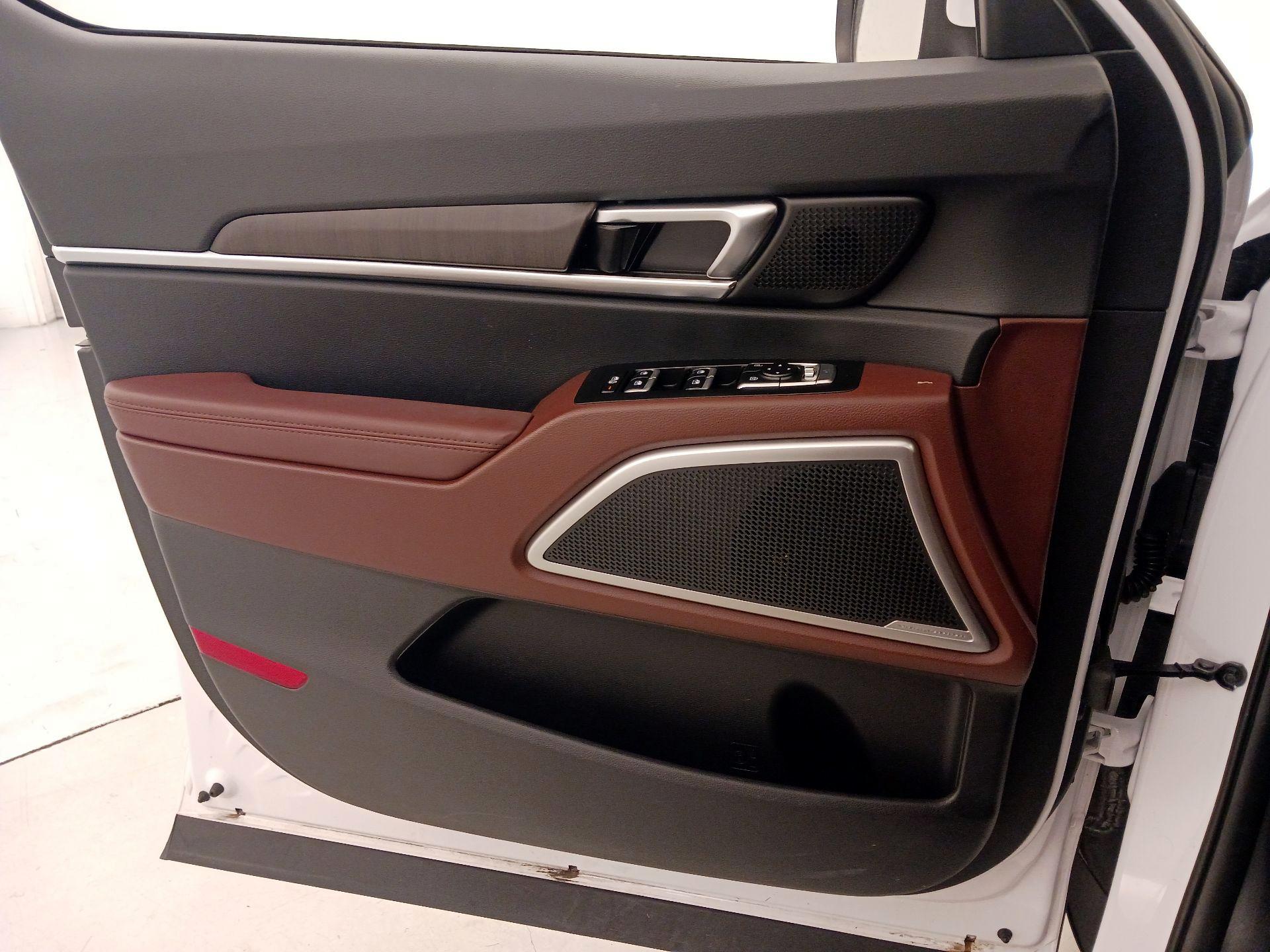 Thumbnail: 2024 Kia Telluride - 12