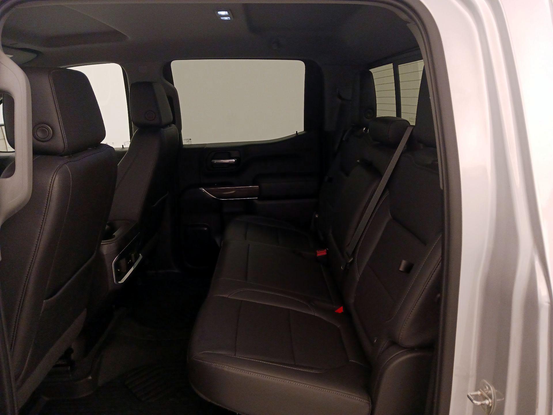 Thumbnail: 2021 Chevrolet Silverado 1500 - 19