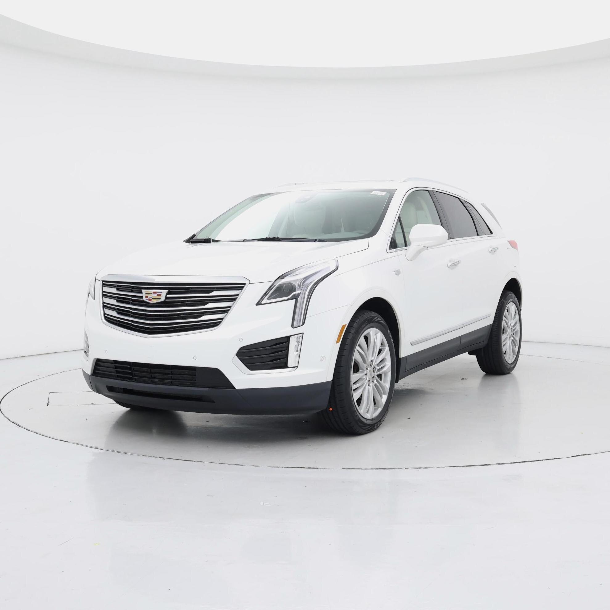 Thumbnail: 2019 Cadillac XT5 - 4