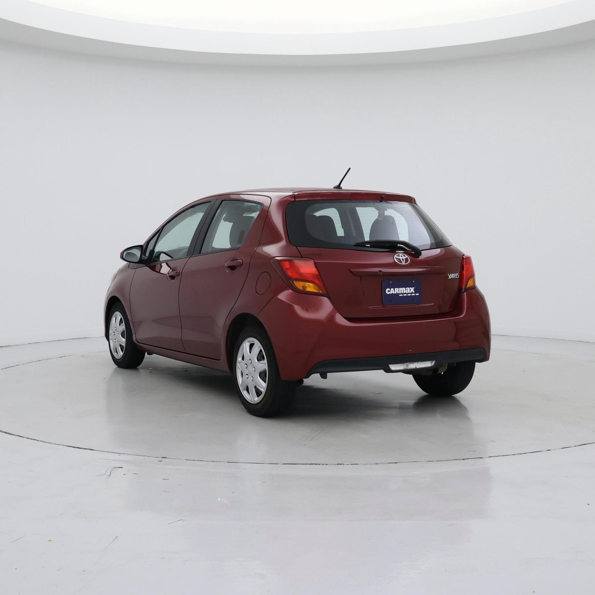 Thumbnail: 2017 Toyota Yaris - 2