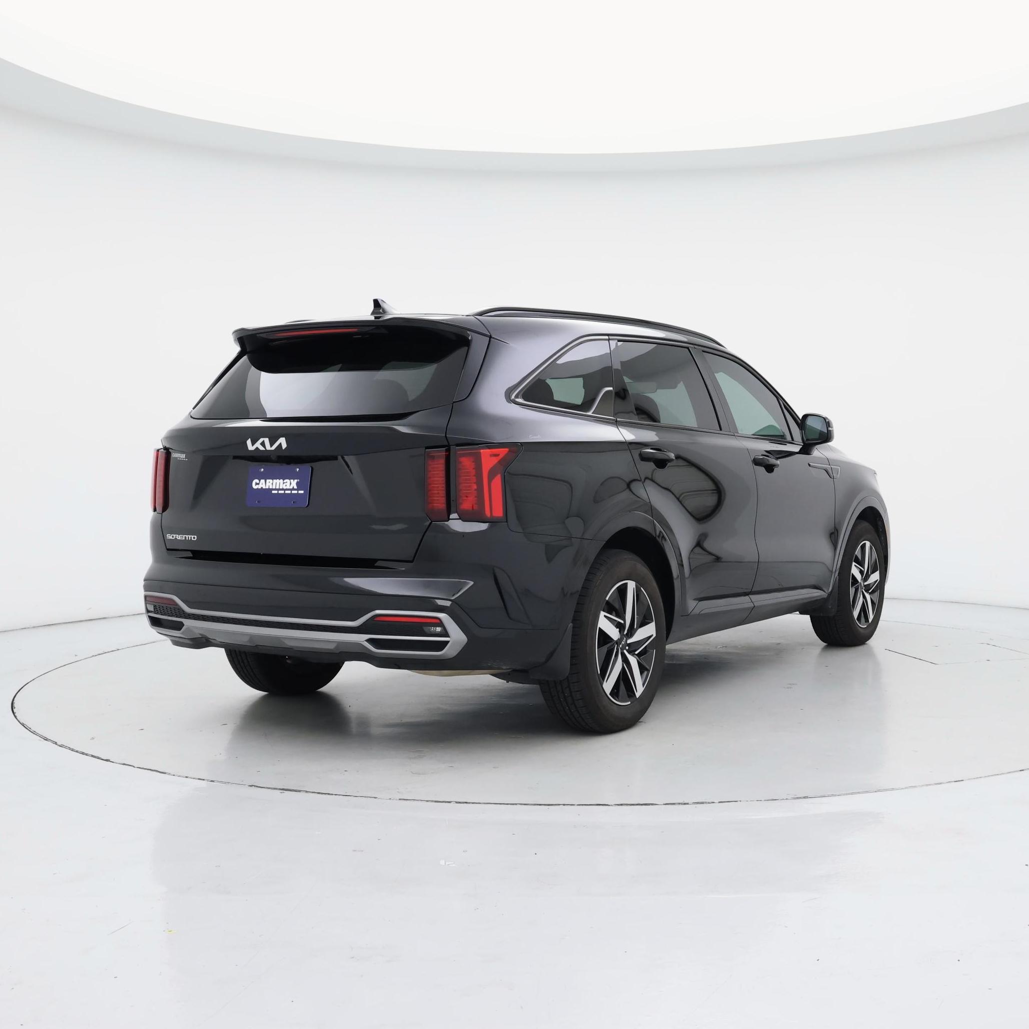 Thumbnail: 2023 Kia Sorento - 8