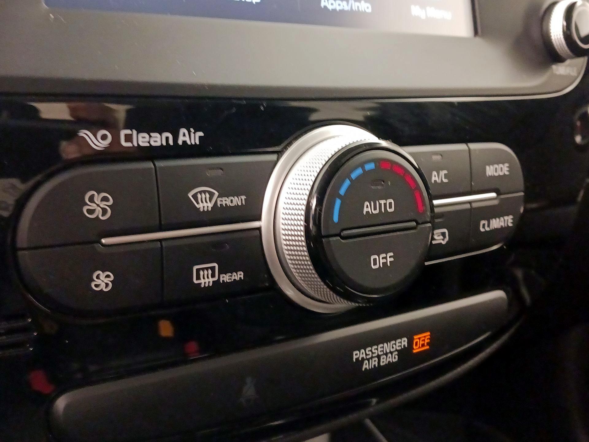 Thumbnail: 2018 Kia Soul - 16