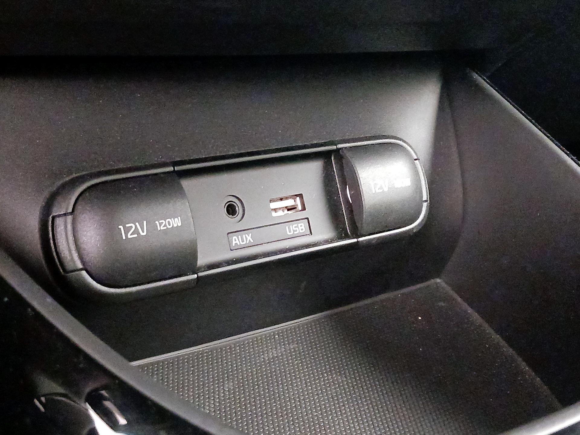 Thumbnail: 2018 Kia Soul - 18