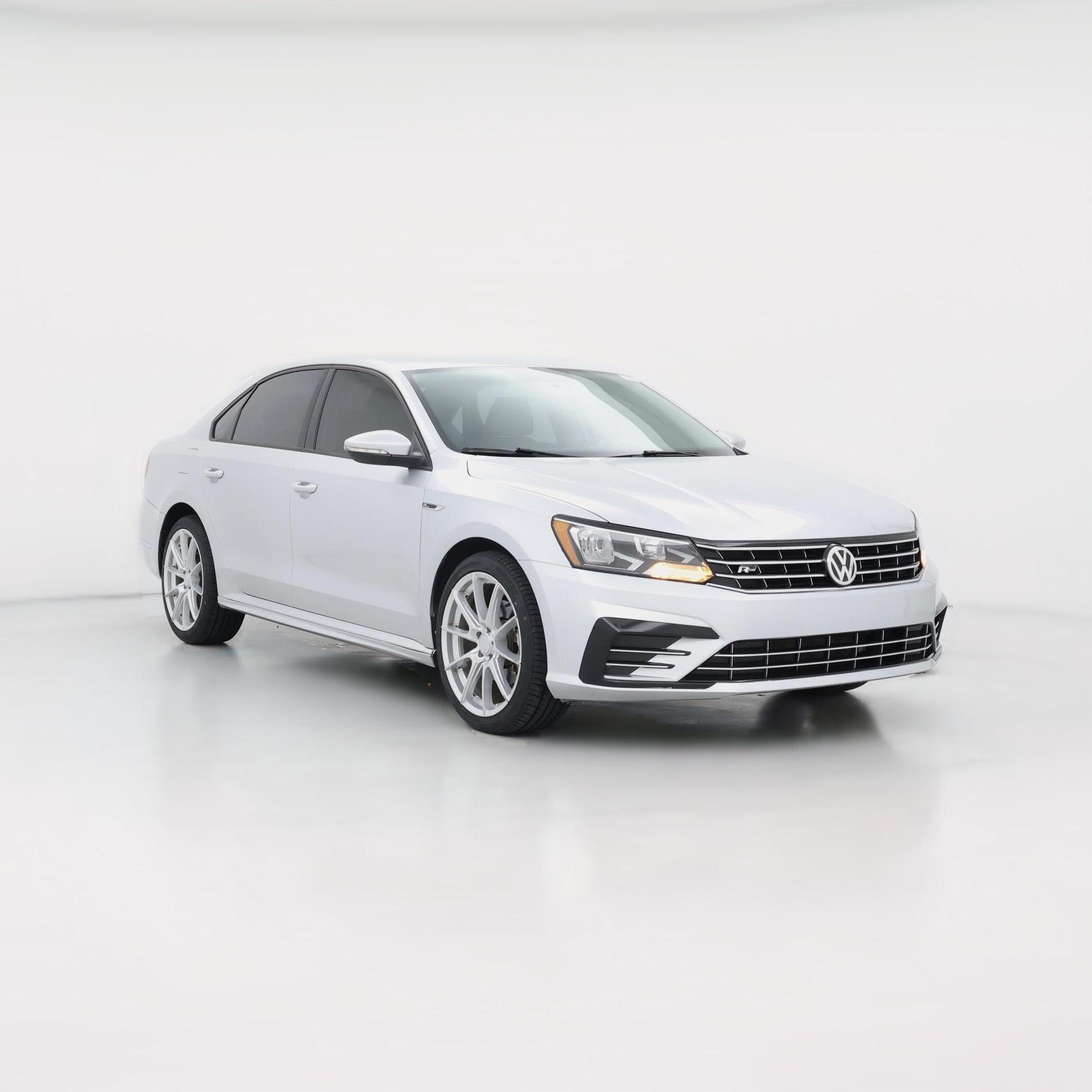 Thumbnail: 2018 Volkswagen Passat - 1