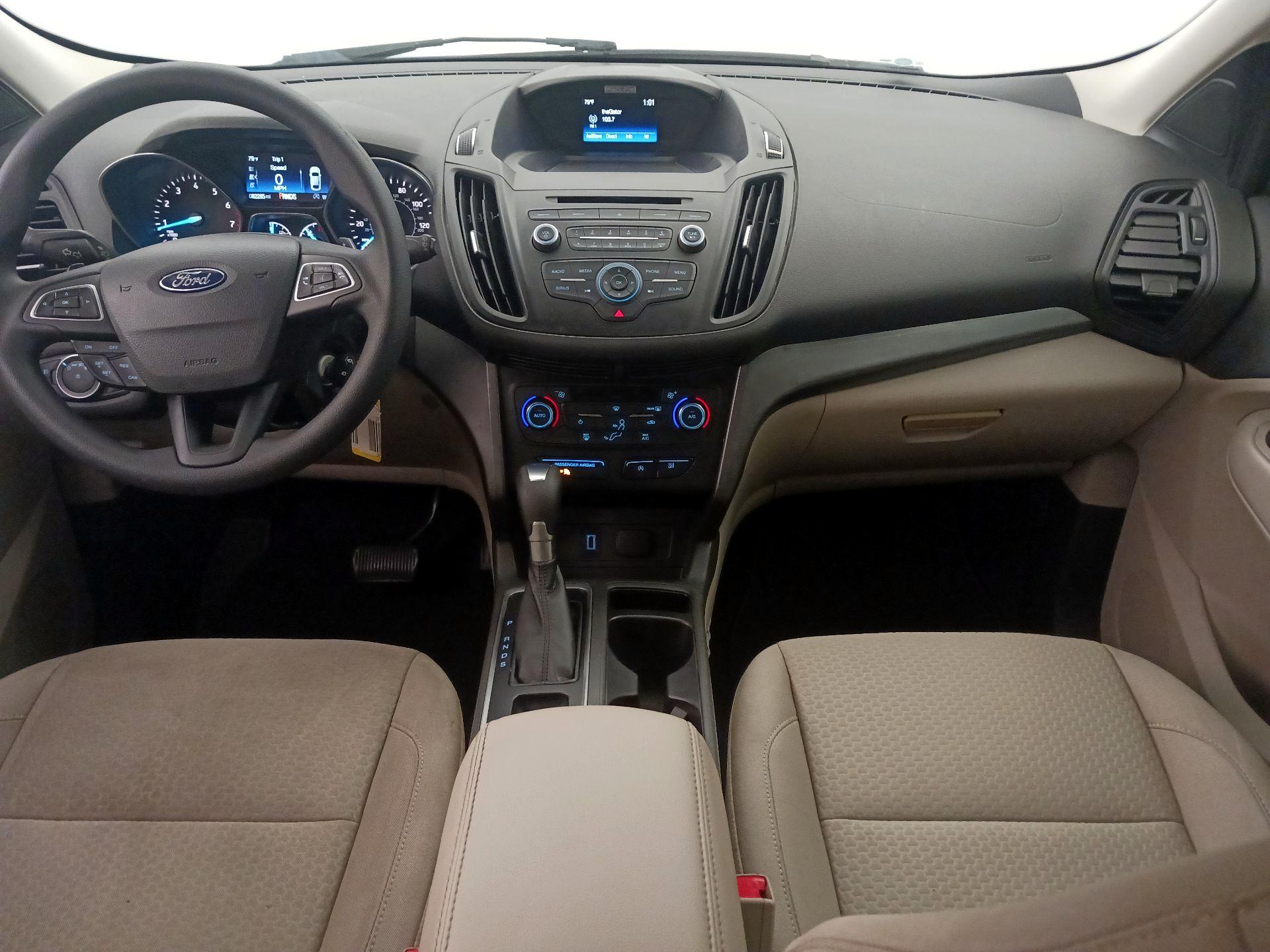Thumbnail: 2017 Ford Escape - 9