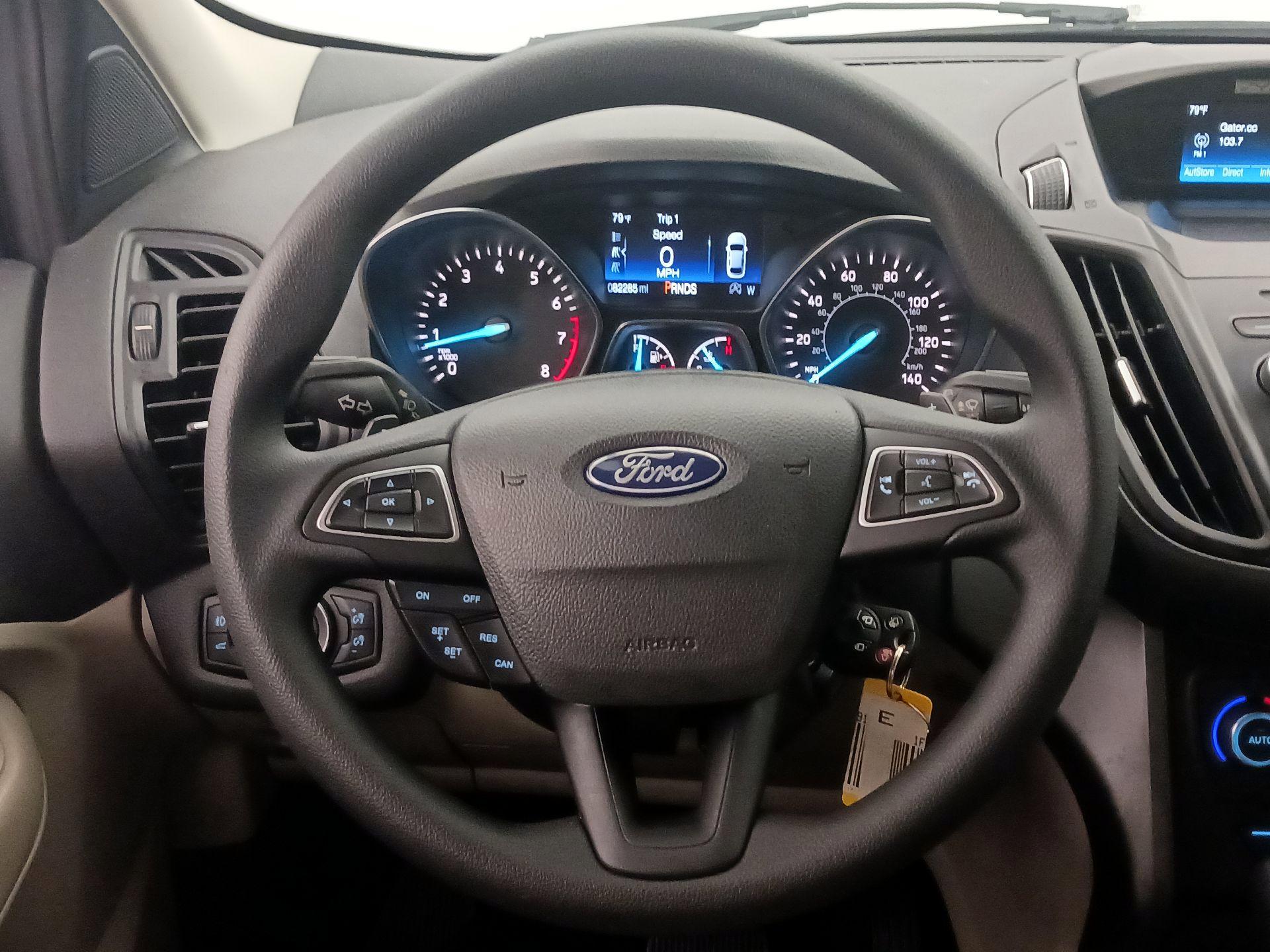 Thumbnail: 2017 Ford Escape - 10