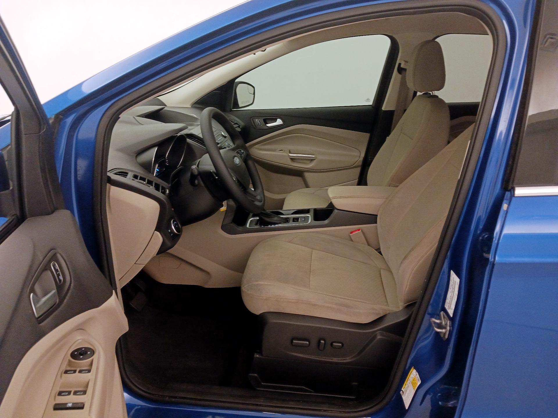 Thumbnail: 2017 Ford Escape - 11