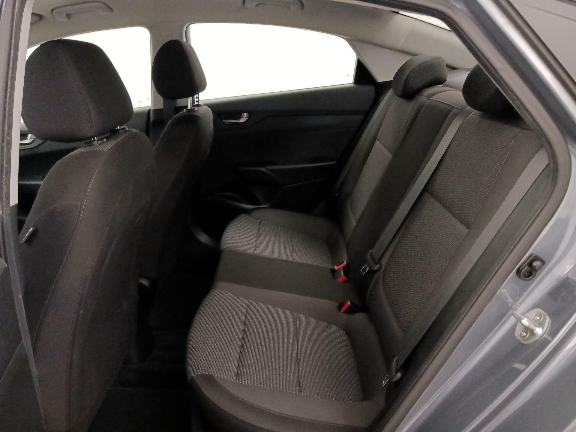 Thumbnail: 2019 Hyundai Accent - 19