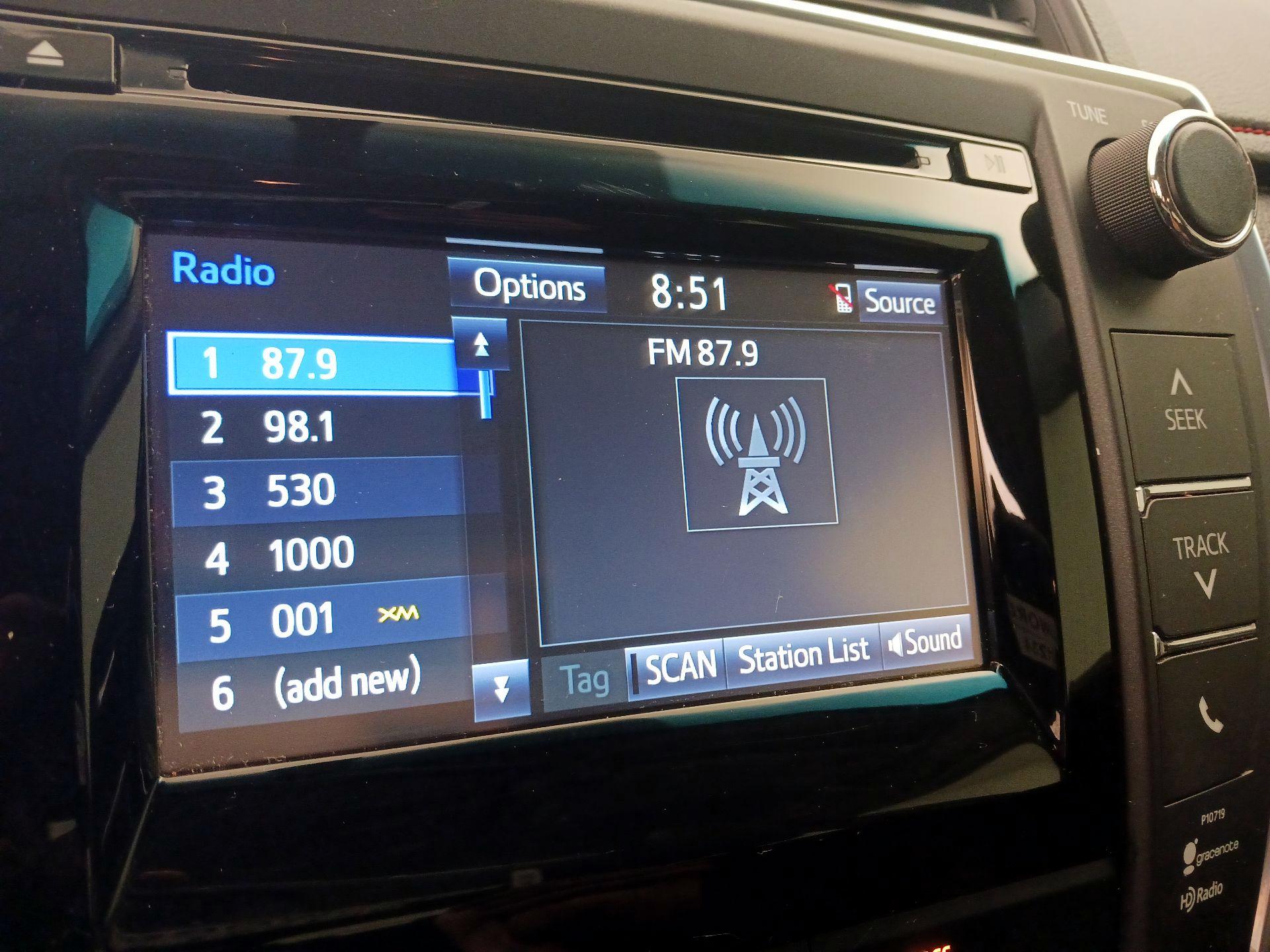 Thumbnail: 2015 Toyota Camry - 15