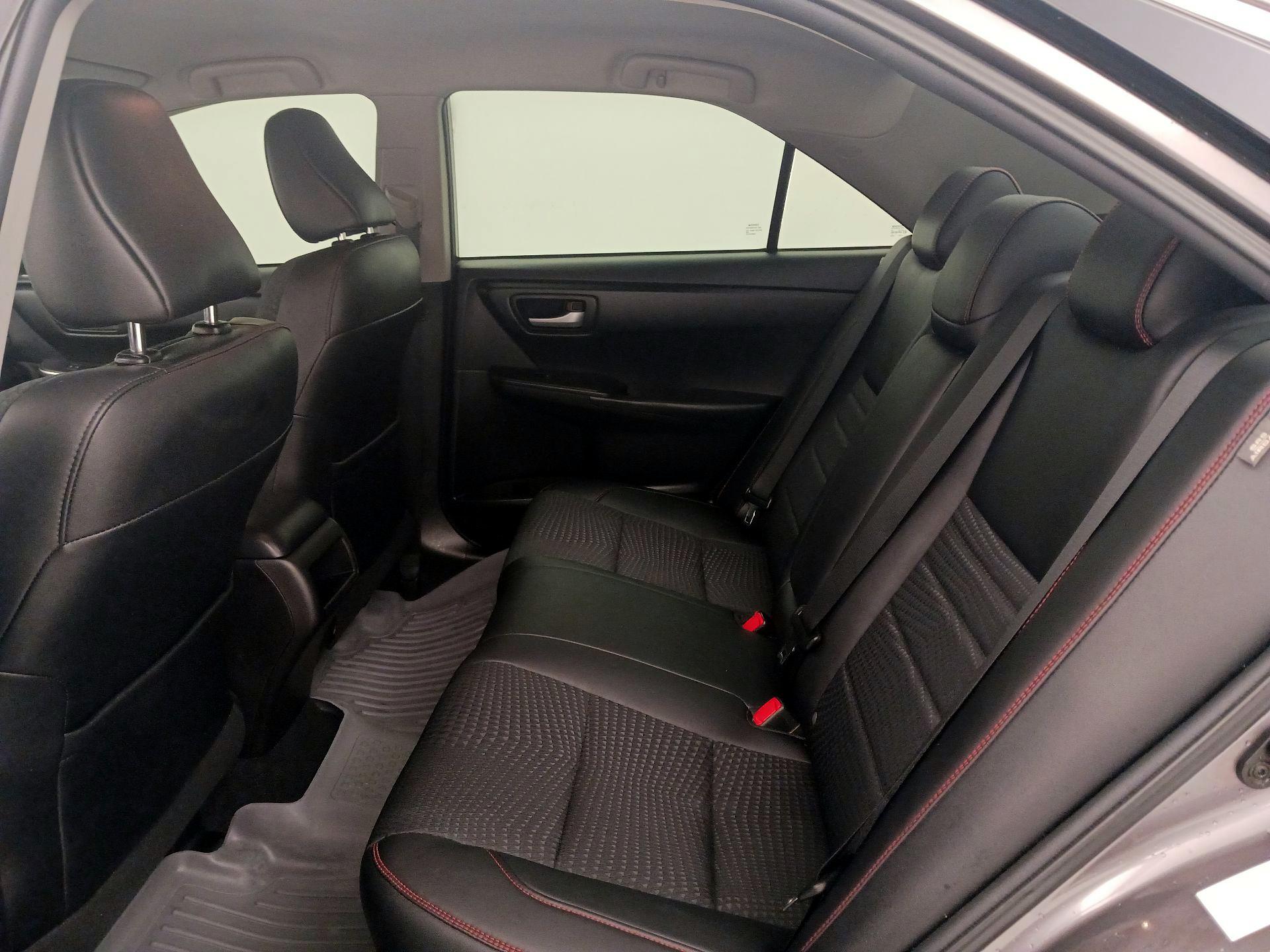 Thumbnail: 2015 Toyota Camry - 19