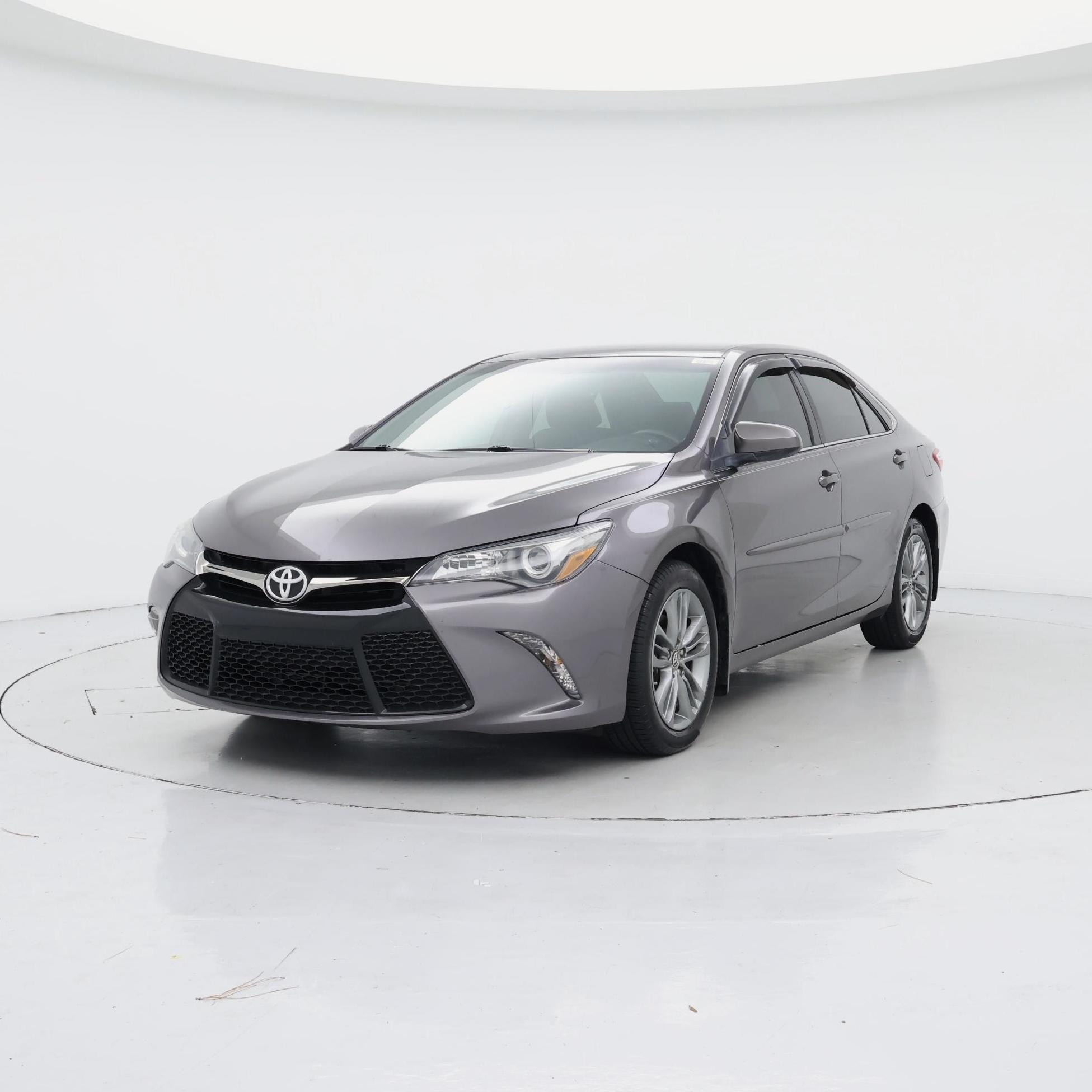 Thumbnail: 2015 Toyota Camry - 4