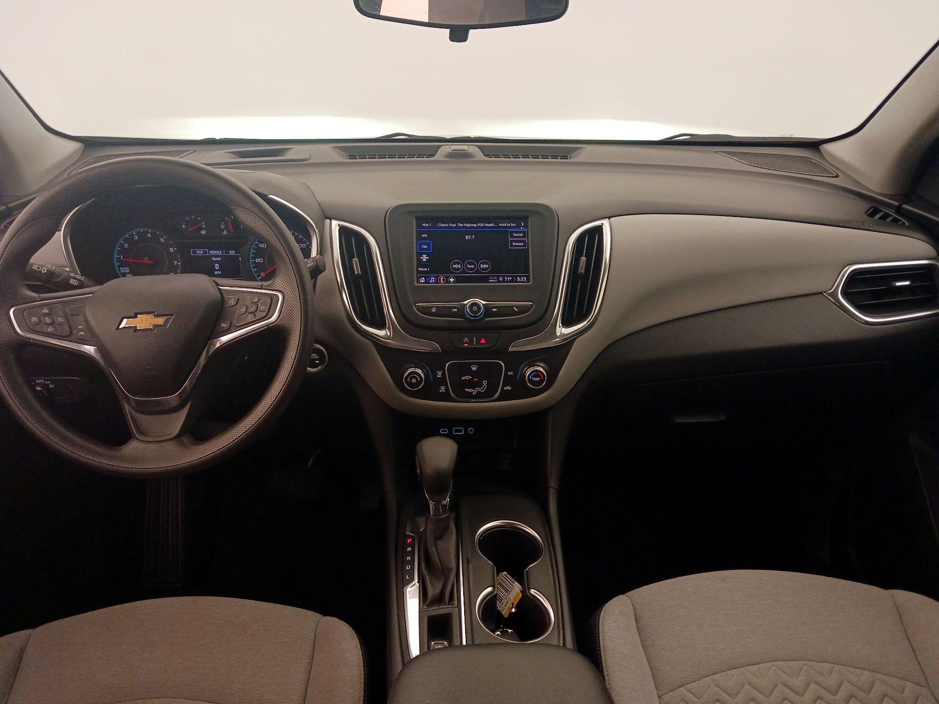 Thumbnail: 2022 Chevrolet Equinox - 9