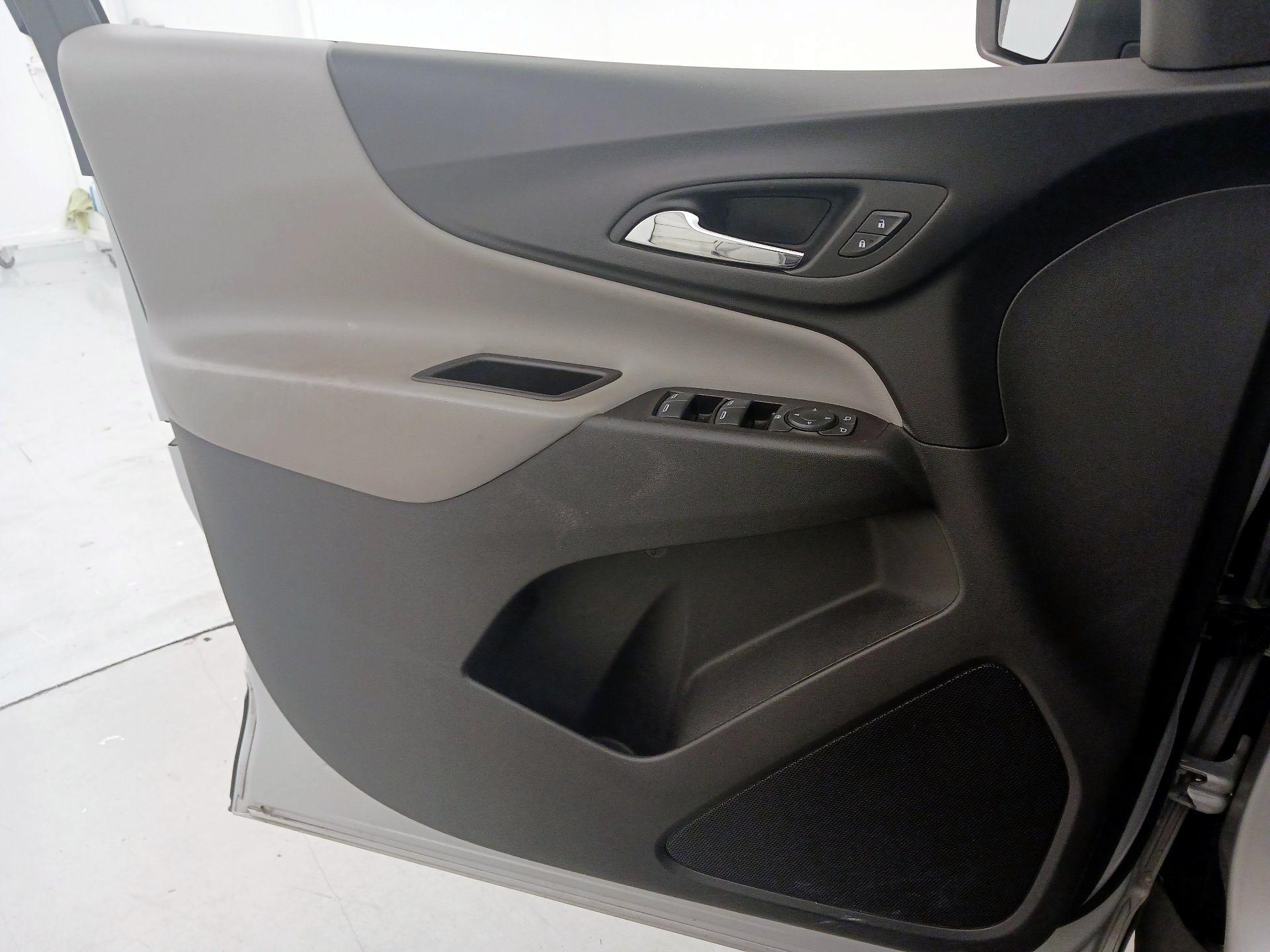 Thumbnail: 2022 Chevrolet Equinox - 12