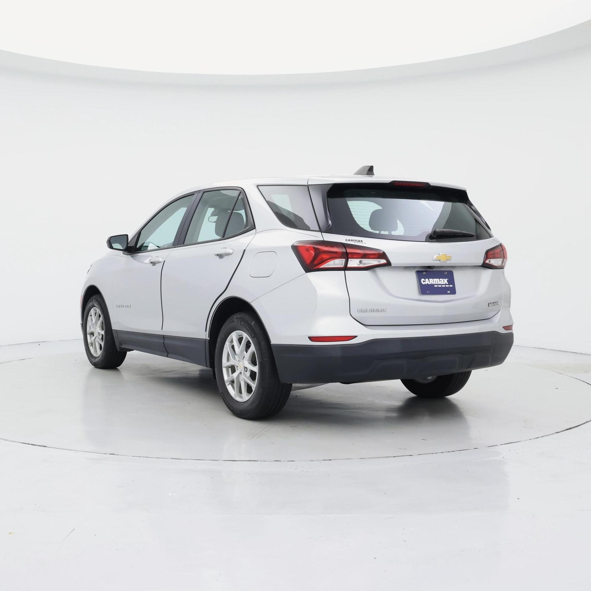 Thumbnail: 2022 Chevrolet Equinox - 2