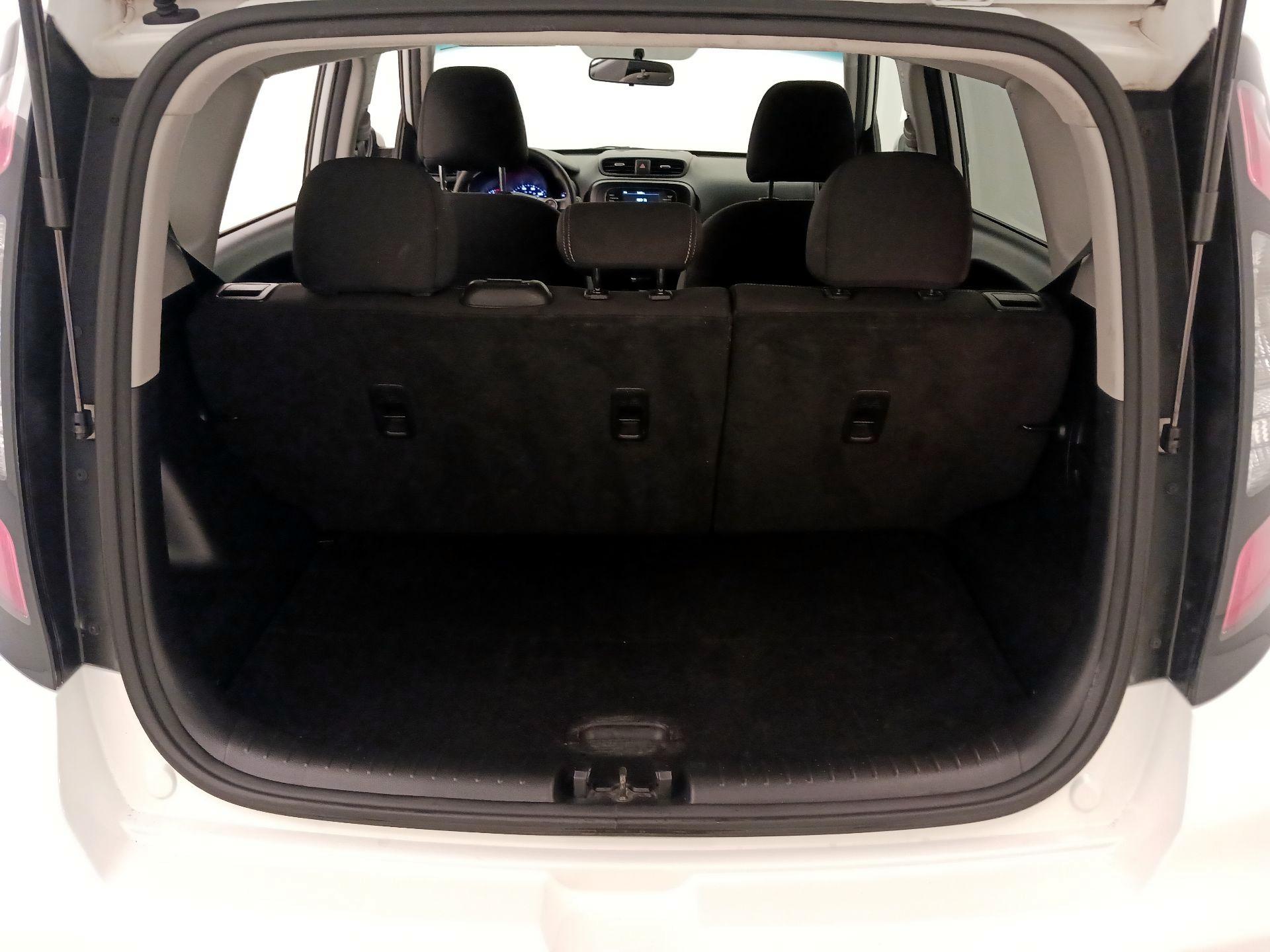 Thumbnail: 2017 Kia Soul - 19