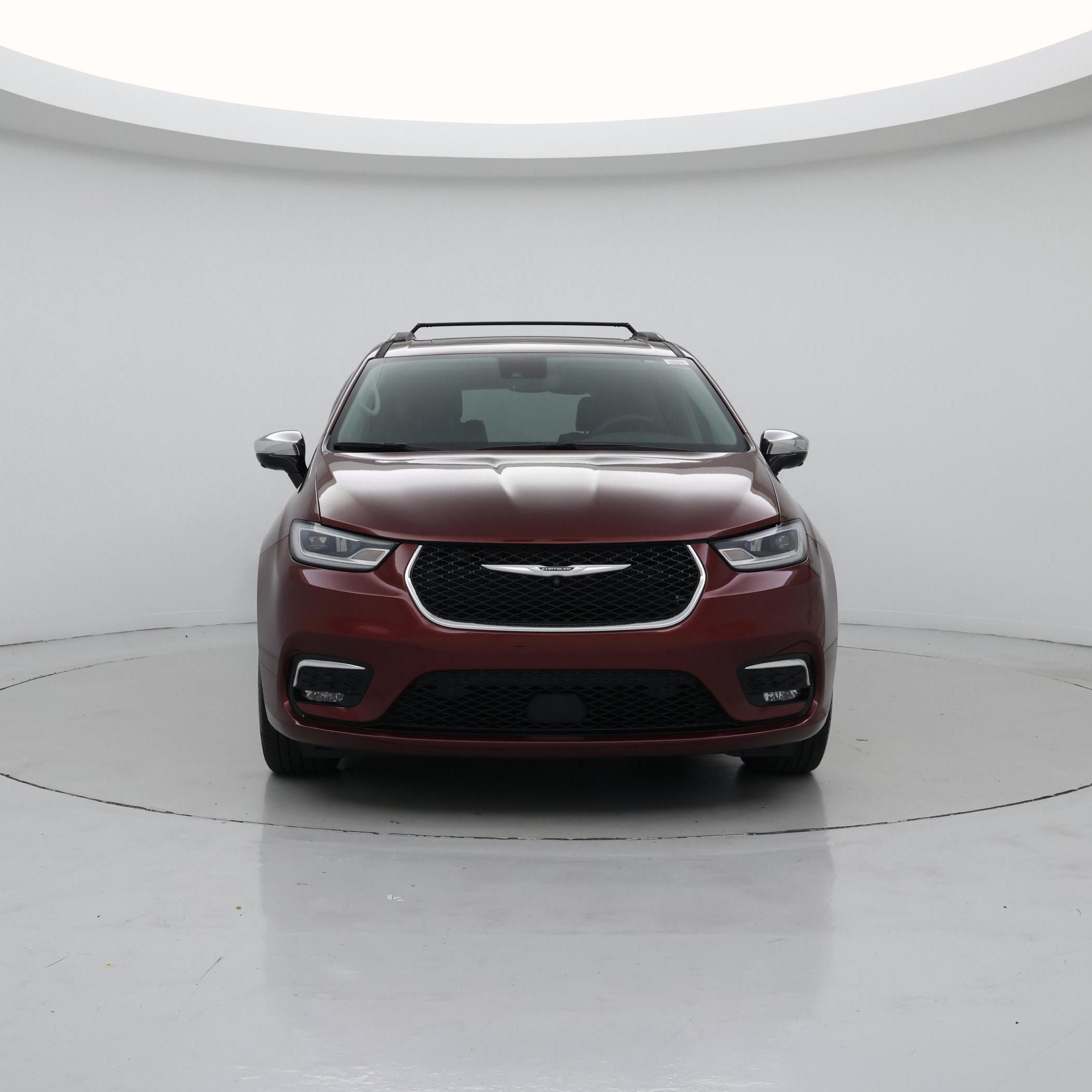Thumbnail: 2023 Chrysler Pacifica - 5