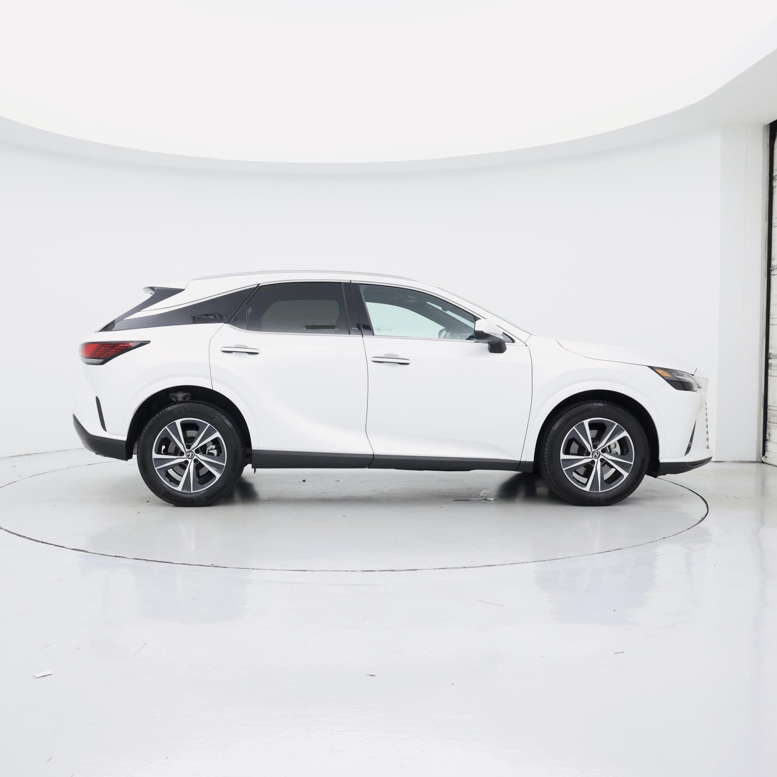 Thumbnail: 2023 Lexus RX - 7