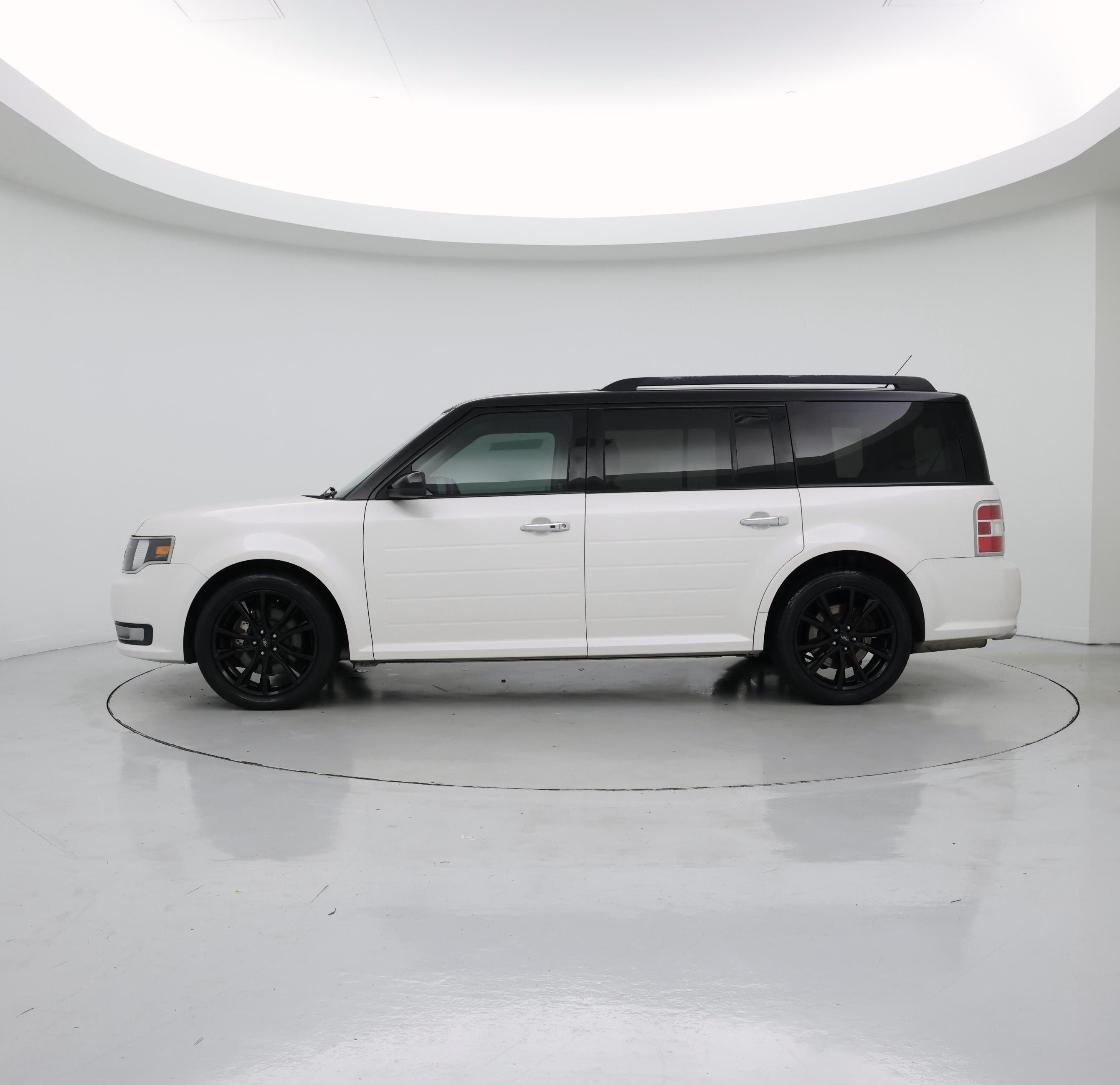 Thumbnail: 2017 Ford Flex - 3