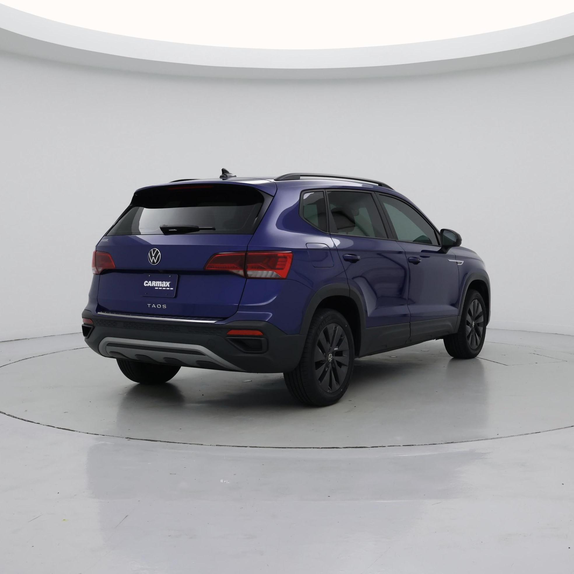 Thumbnail: 2023 Volkswagen Taos - 8