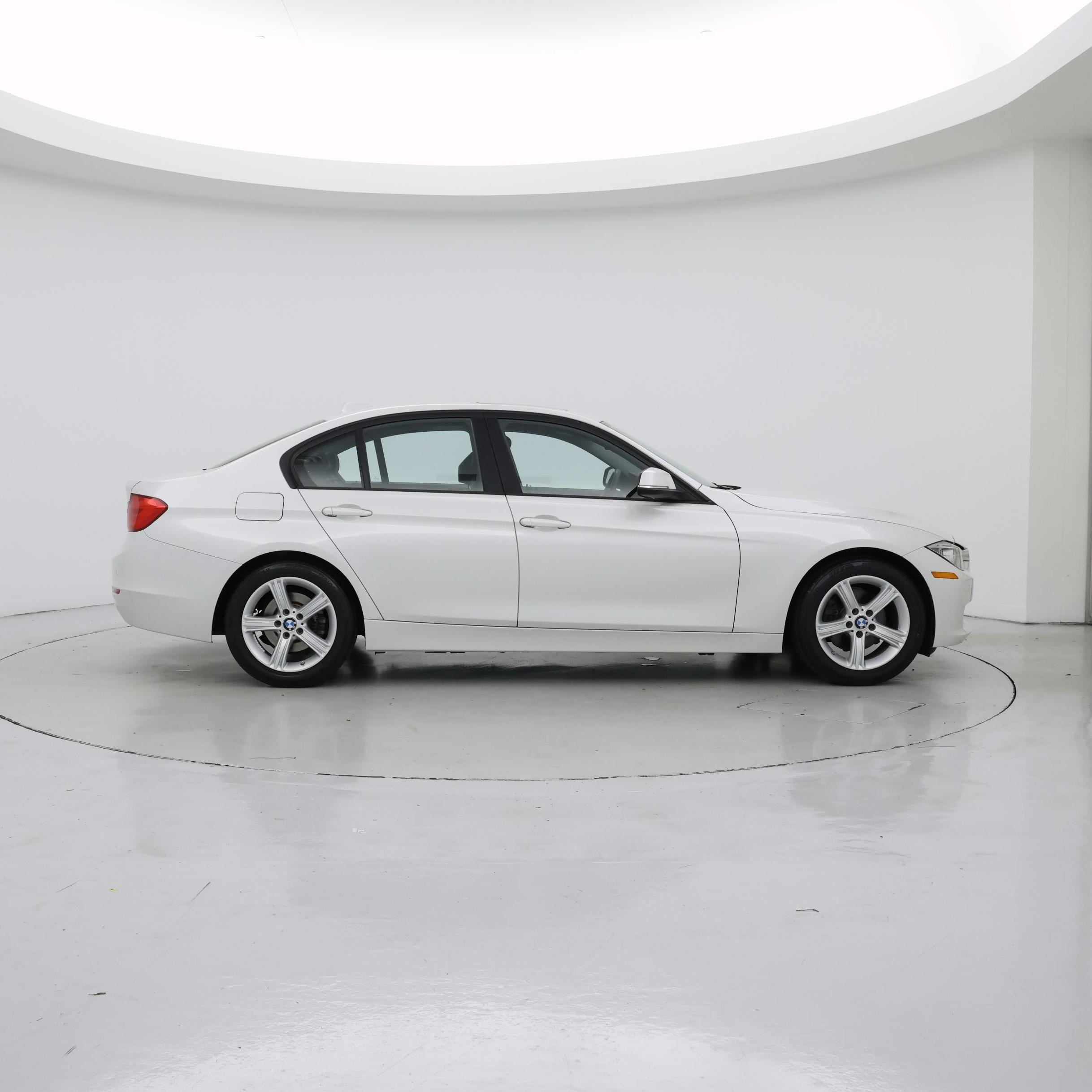 Thumbnail: 2015 BMW 3 Series - 7