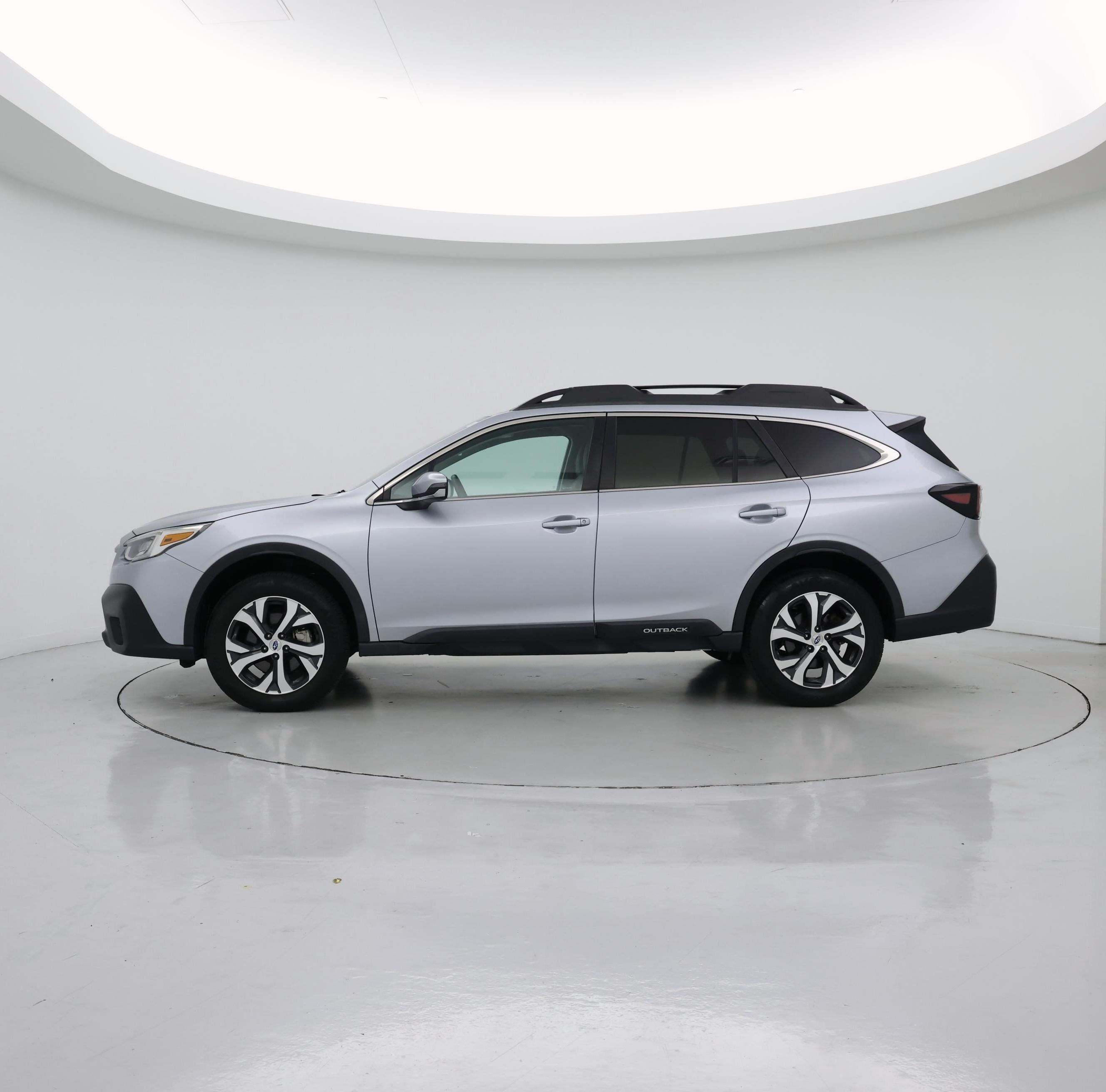 Thumbnail: 2022 Subaru Outback - 3