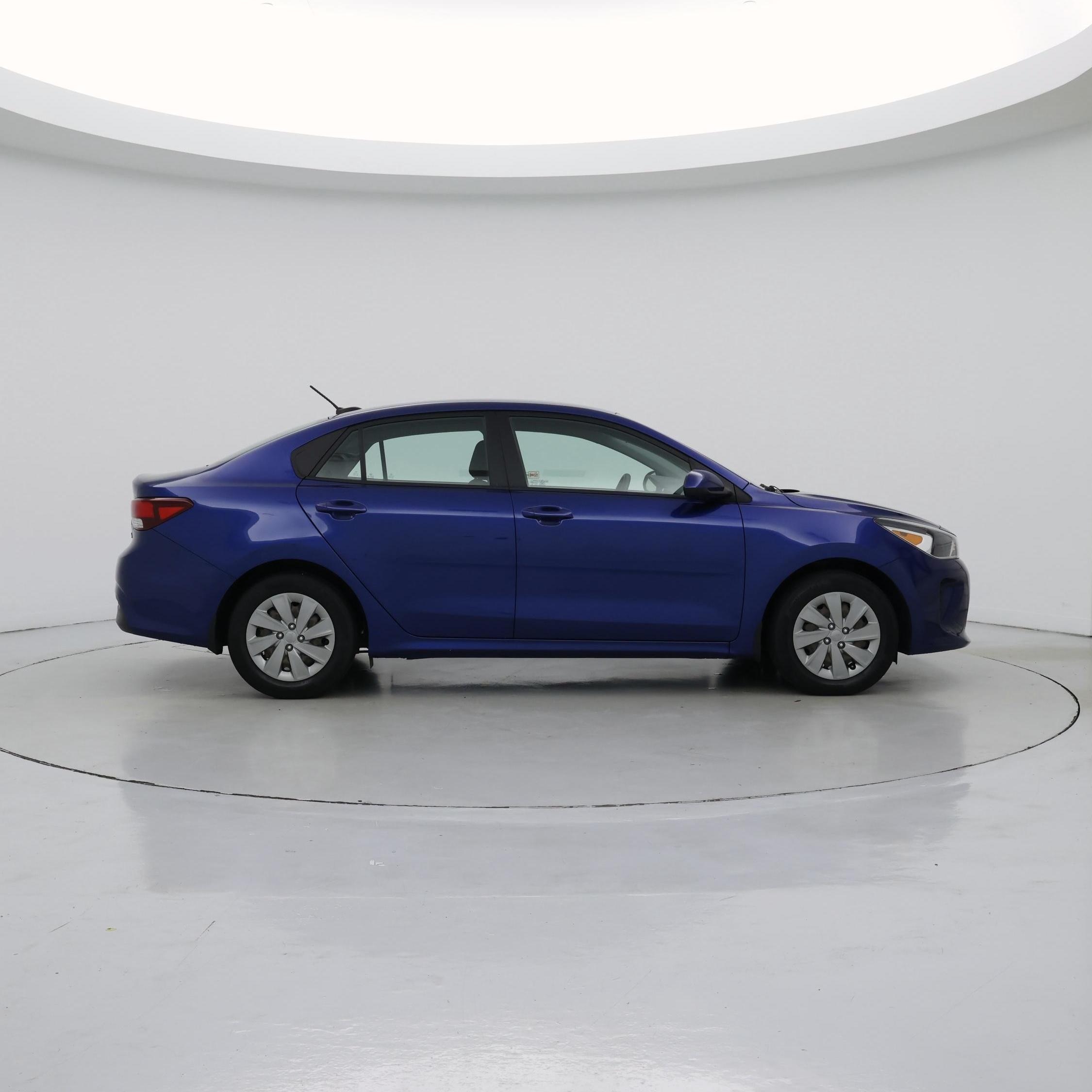 Thumbnail: 2020 Kia Rio - 7