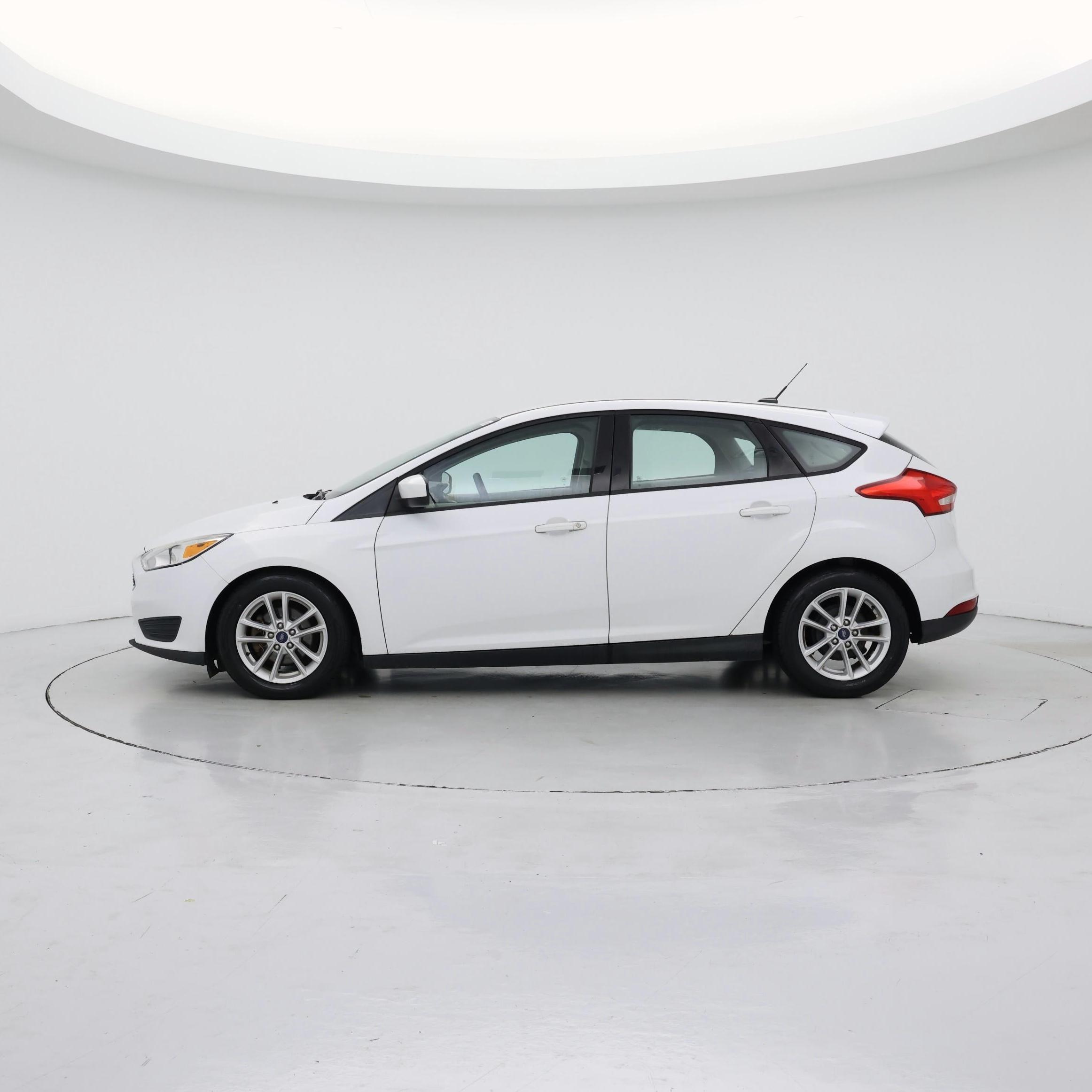Thumbnail: 2018 Ford Focus - 3