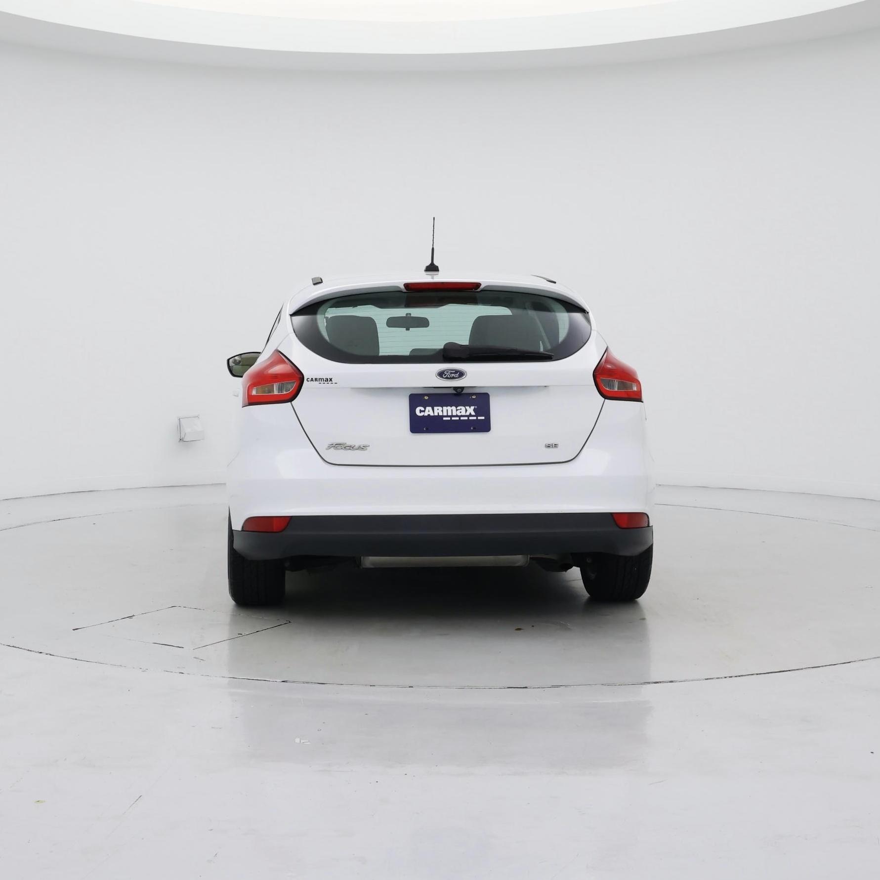 Thumbnail: 2018 Ford Focus - 6